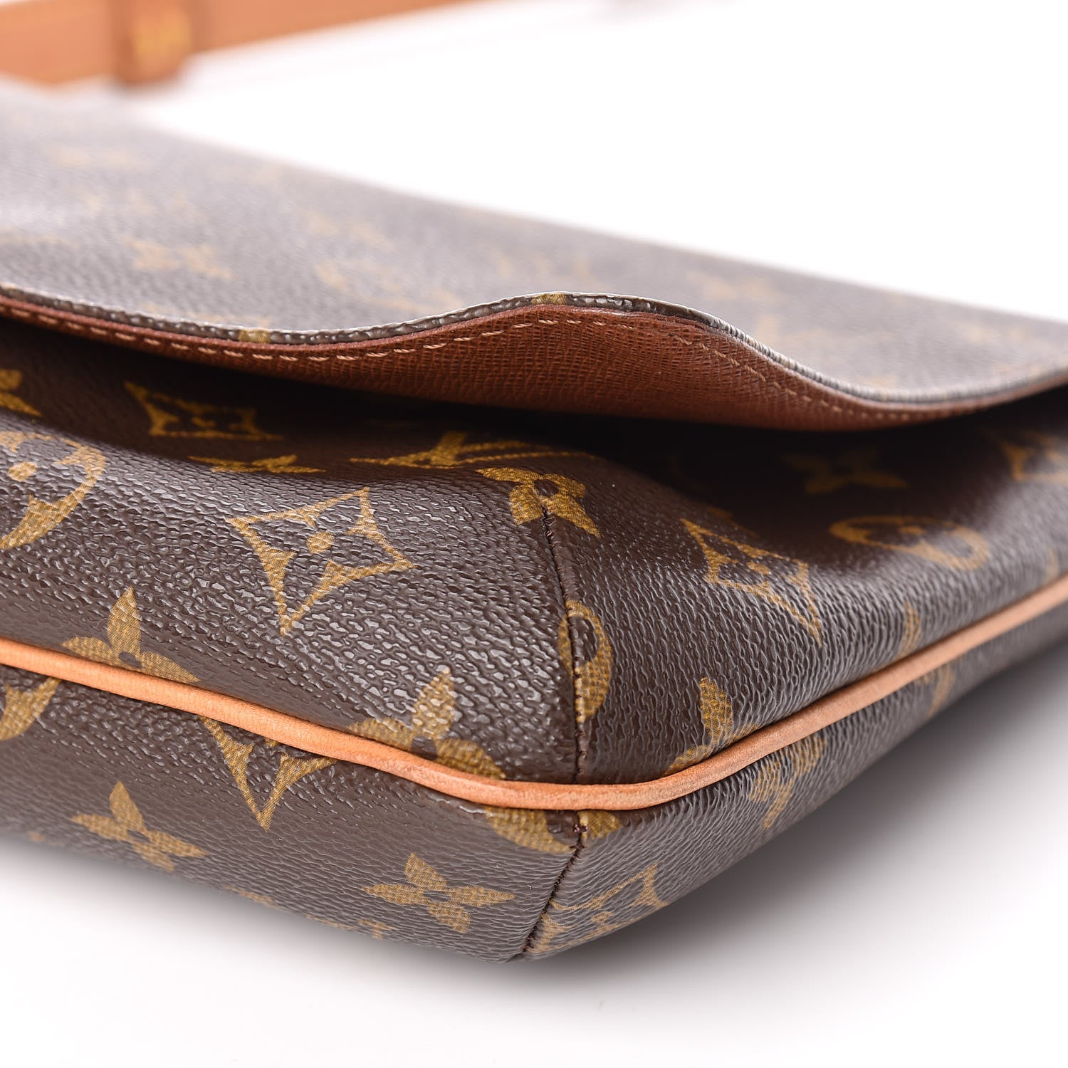 Louis Vuitton Monogram Musette Tango 6 of 11