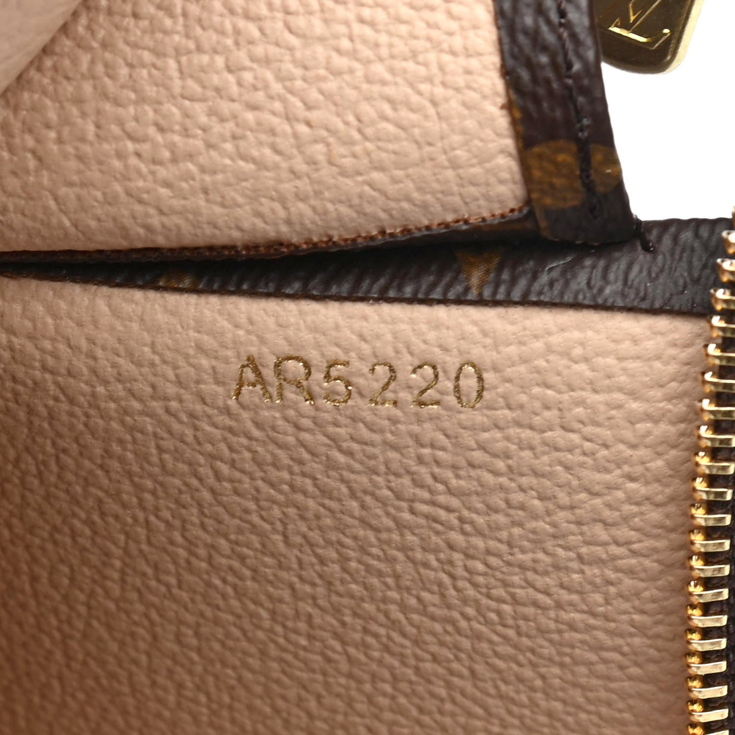 Louis Vuitton Monogram Toiletry Pouch 26 5 of 5