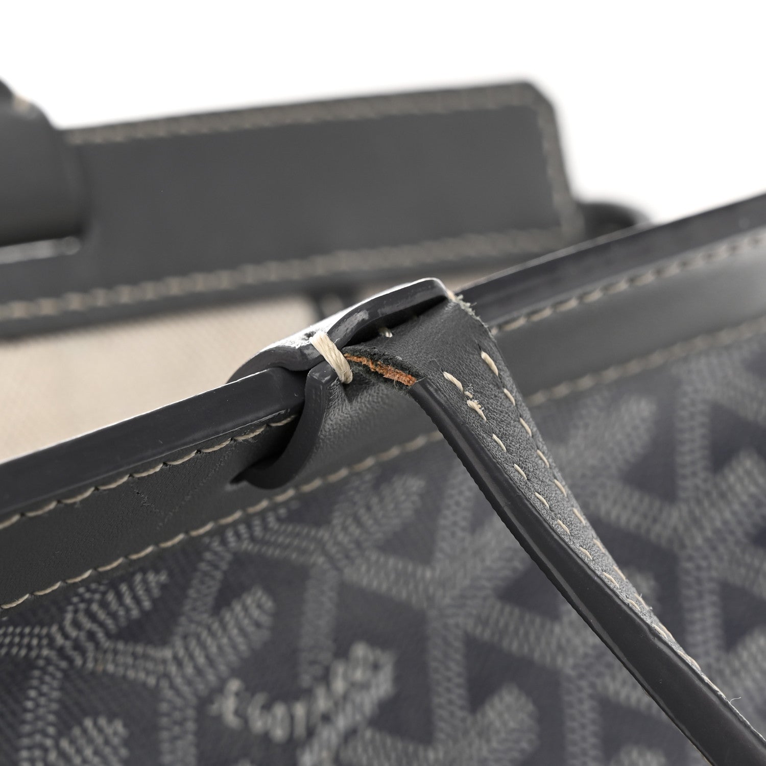 Goyard Goyardine Bellechasse PM Grey 24 of 28