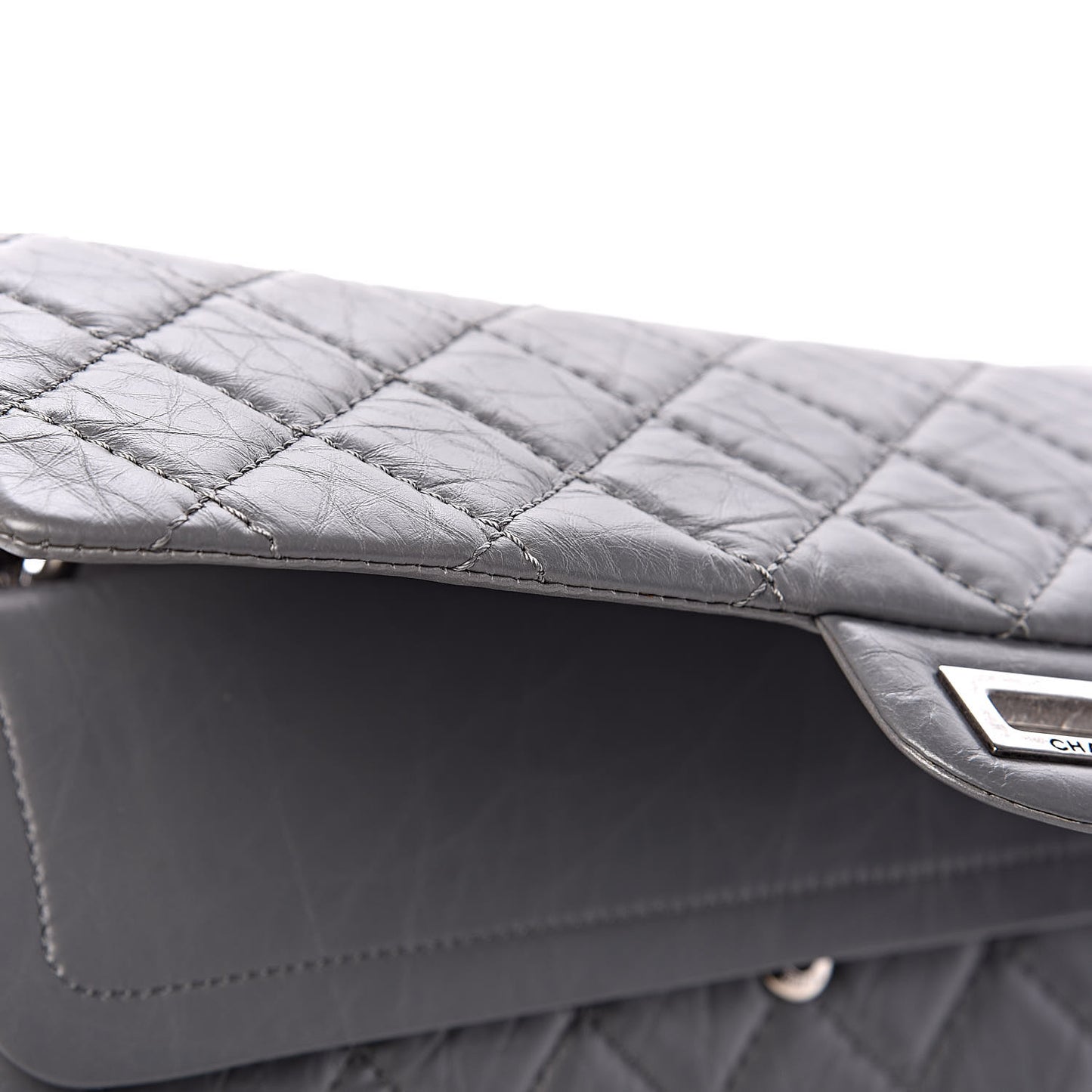 Aged Calfskin Quilted 2.55 Reissue 226 Flap Grey