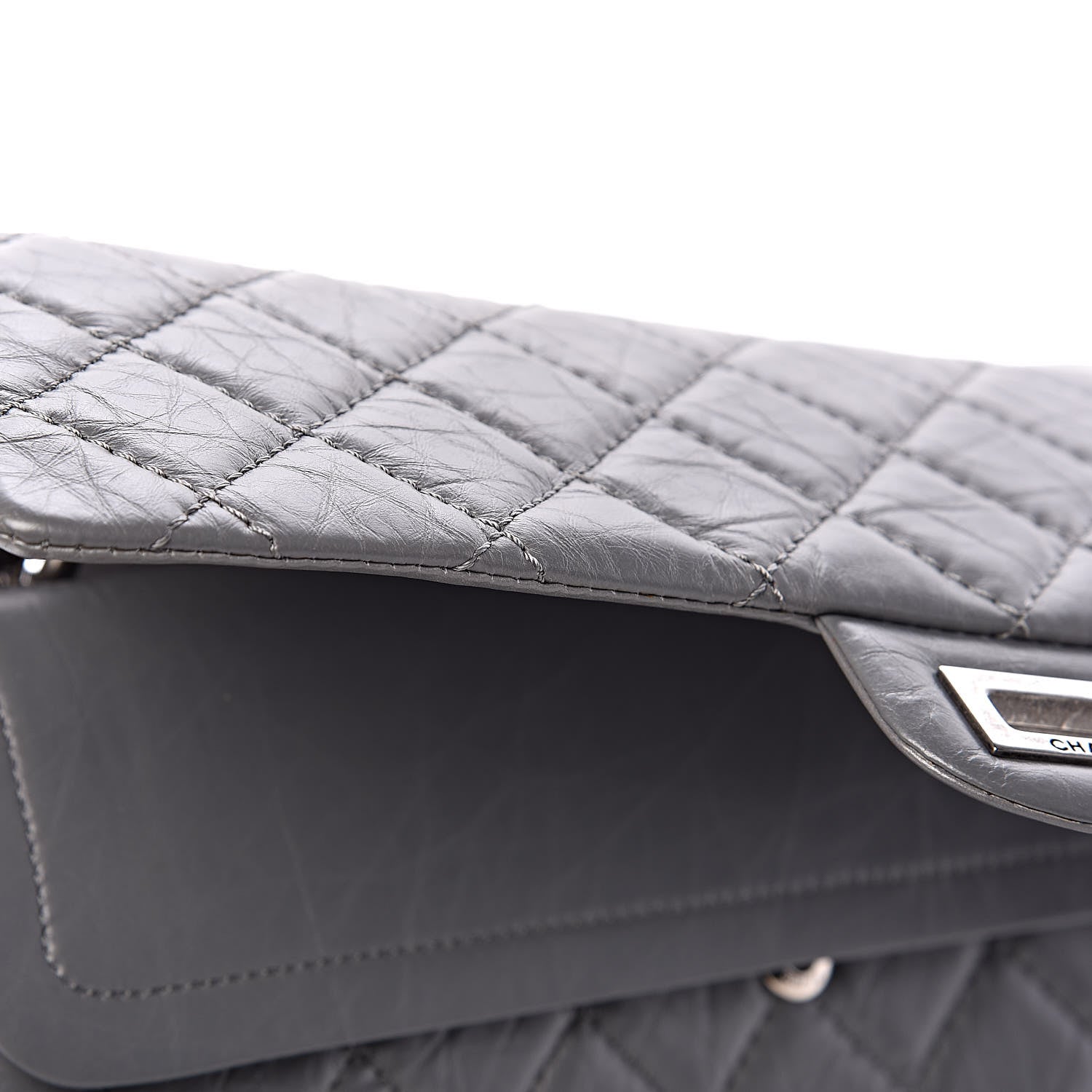 Chanel Aged Calfskin Quilted 2.55 Reissue 226 Flap Grey 15 of 20