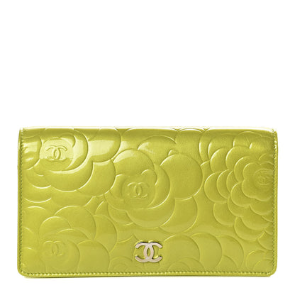 Chanel Patent Camellia Embossed Yen Wallet Green 1 of 9