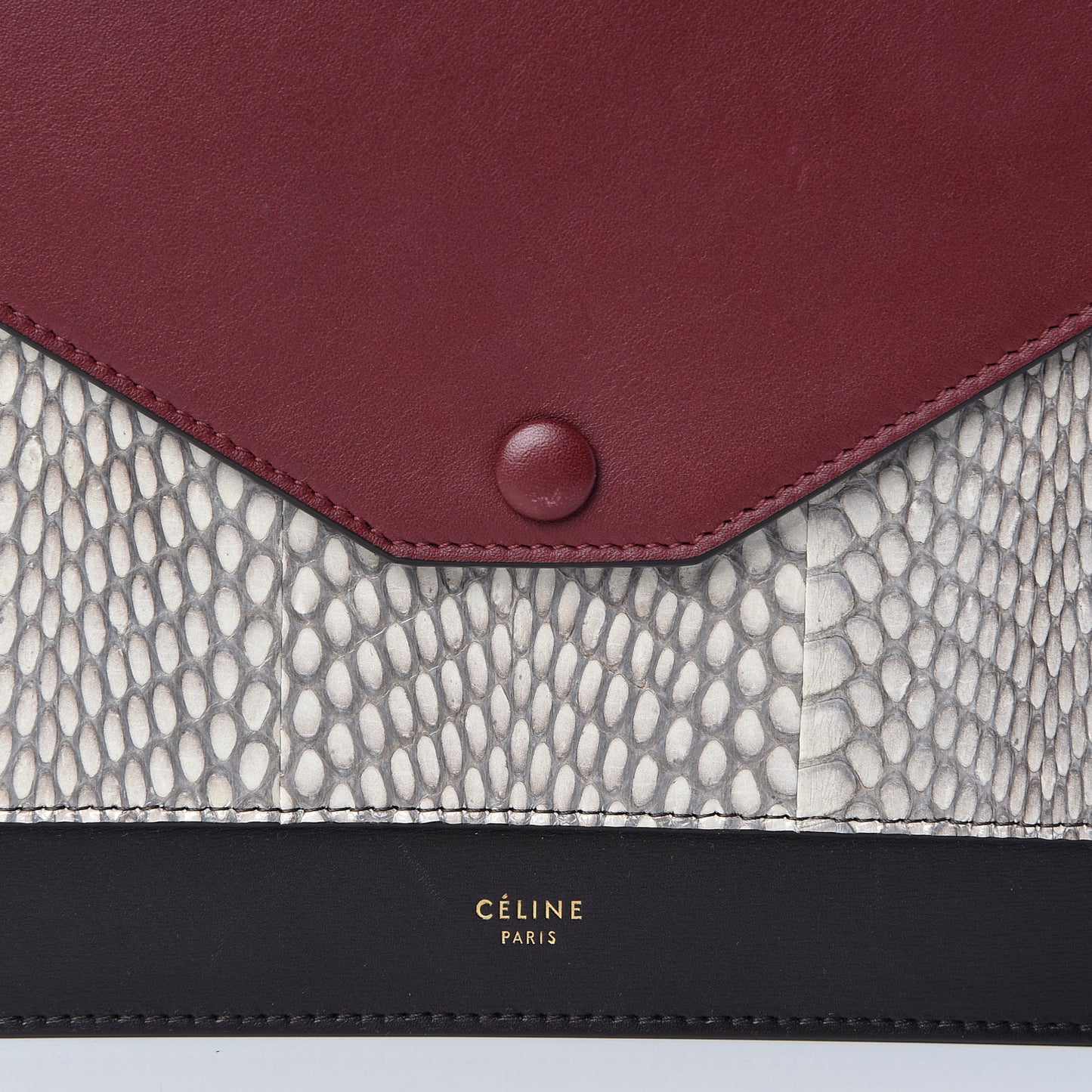 Cobra Shiny Calfskin Clutch On A Chain