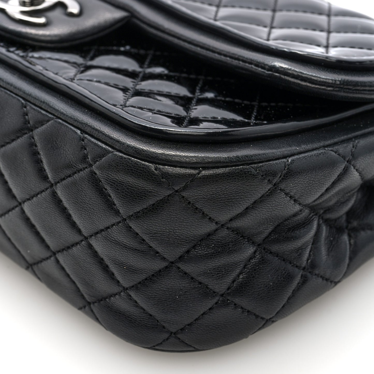 Patent Quilted Classic Twist Flap Bag Black