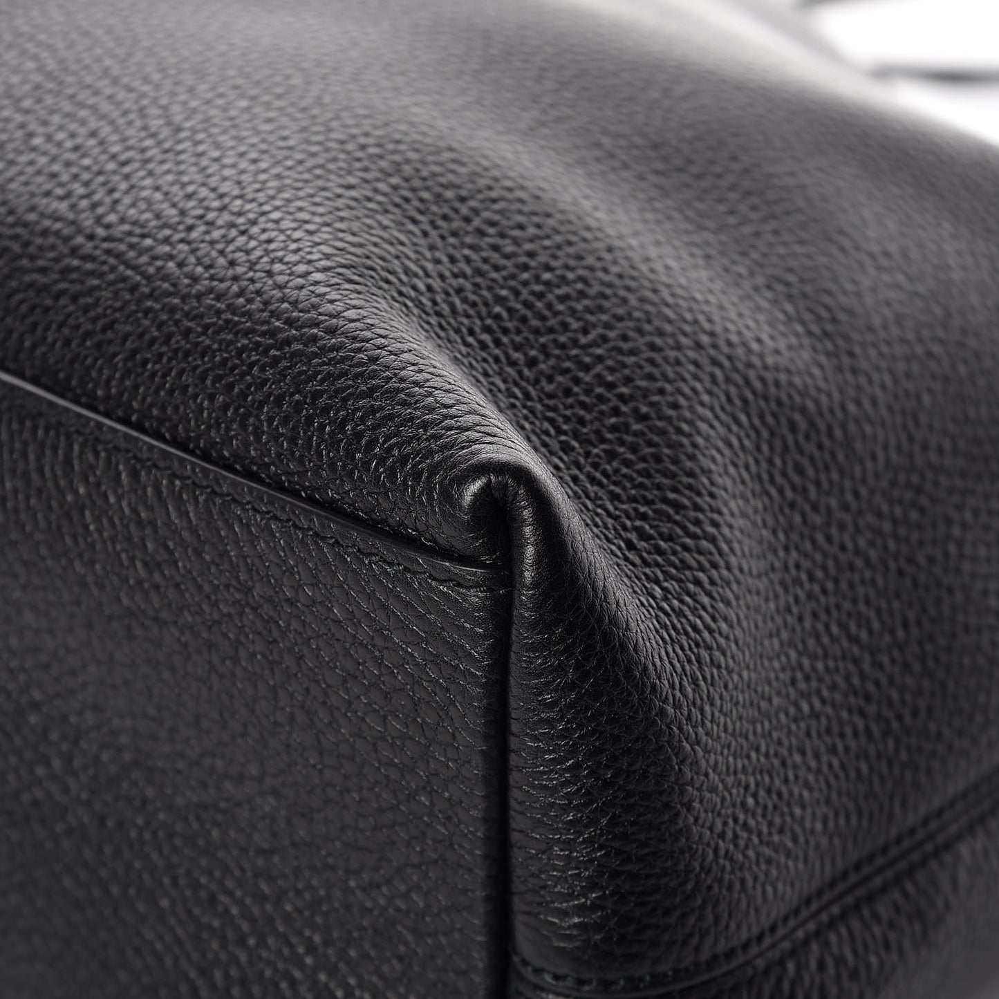 Pebbled Calfskin Medium Soho Chain Shoulder Bag Black