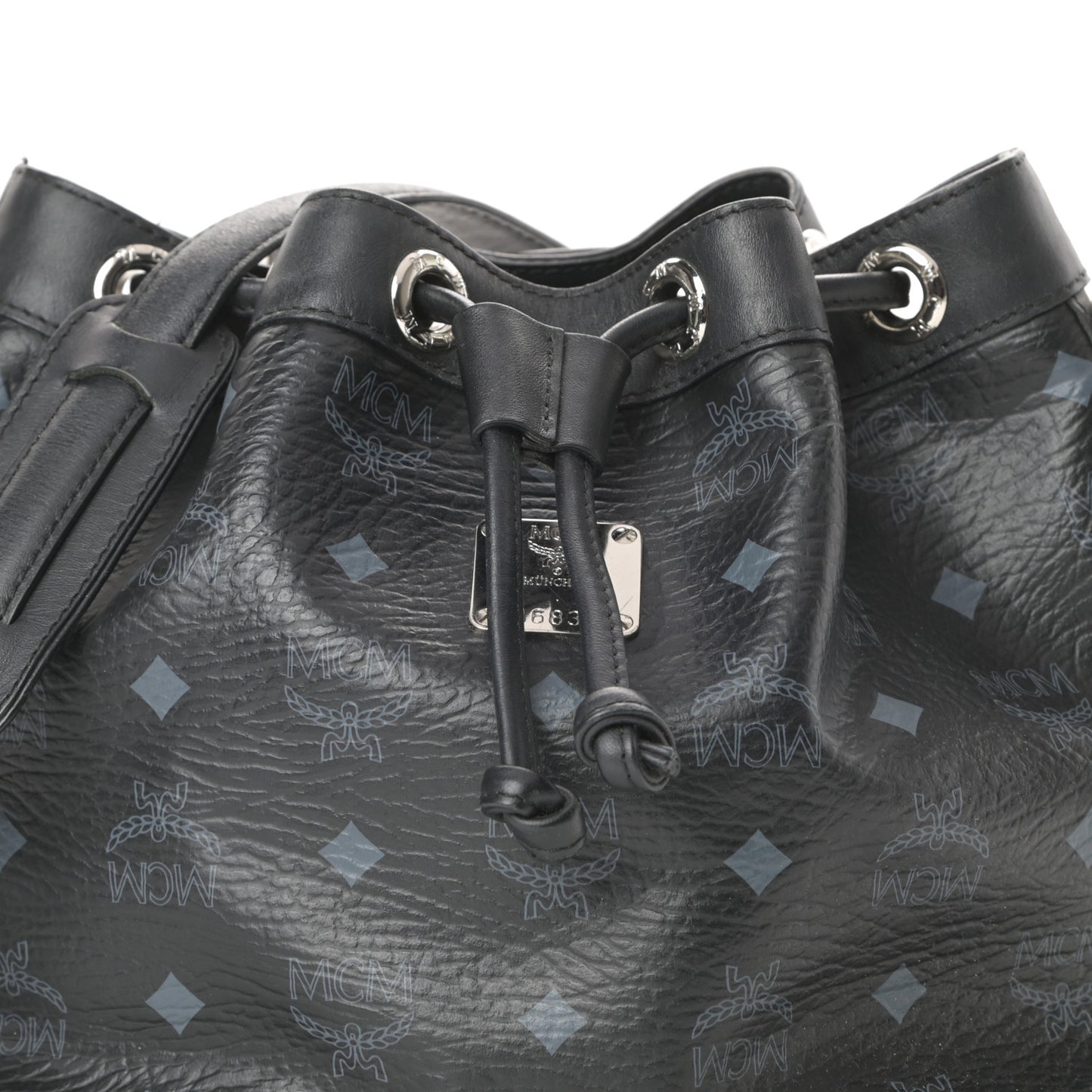 Visetos Essential Drawstring Bucket Bag Black