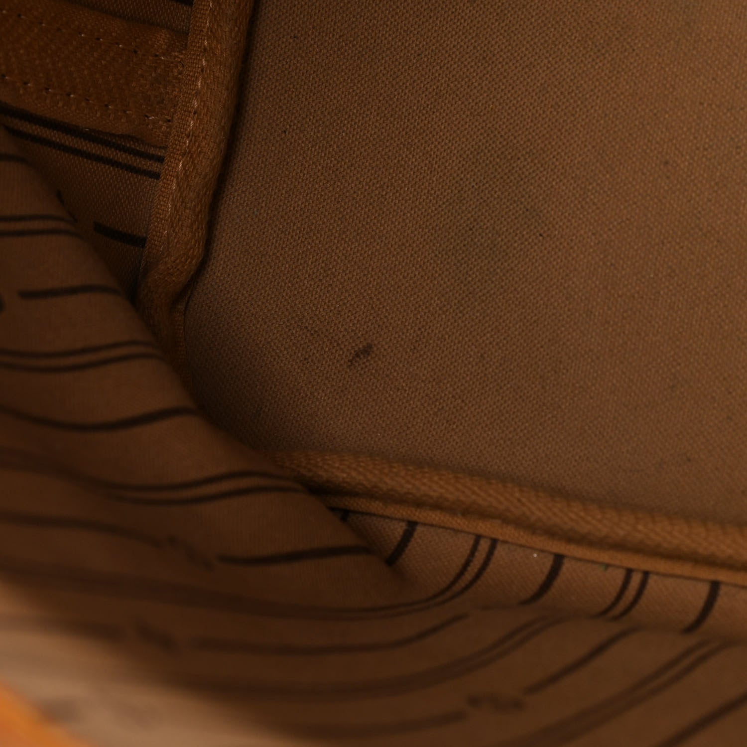 Louis Vuitton Monogram Neverfull PM 12 of 15