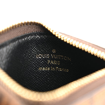 Louis Vuitton Reverse Monogram Giant Trio Pouch 9 of 17