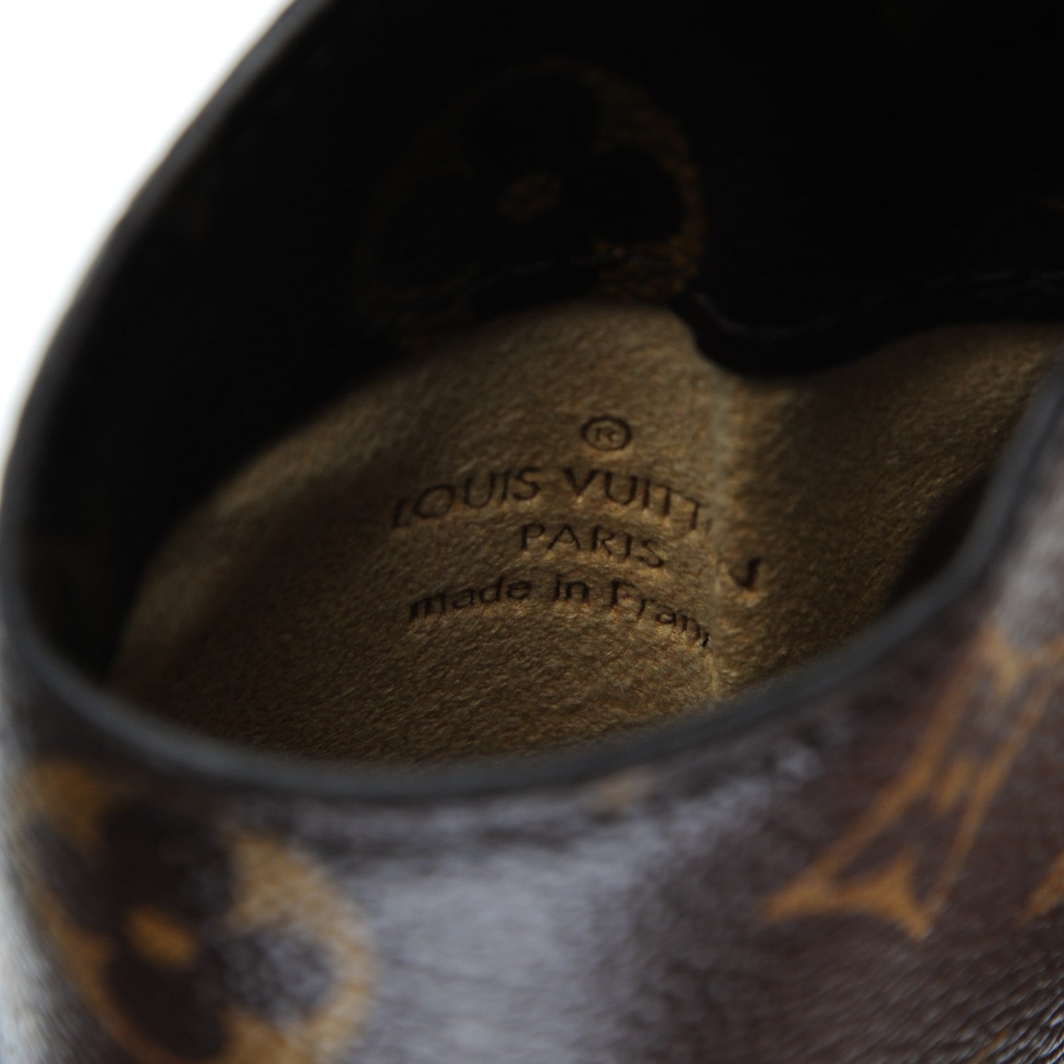 Louis Vuitton Monogram Sunglasses Case MM 5 of 6
