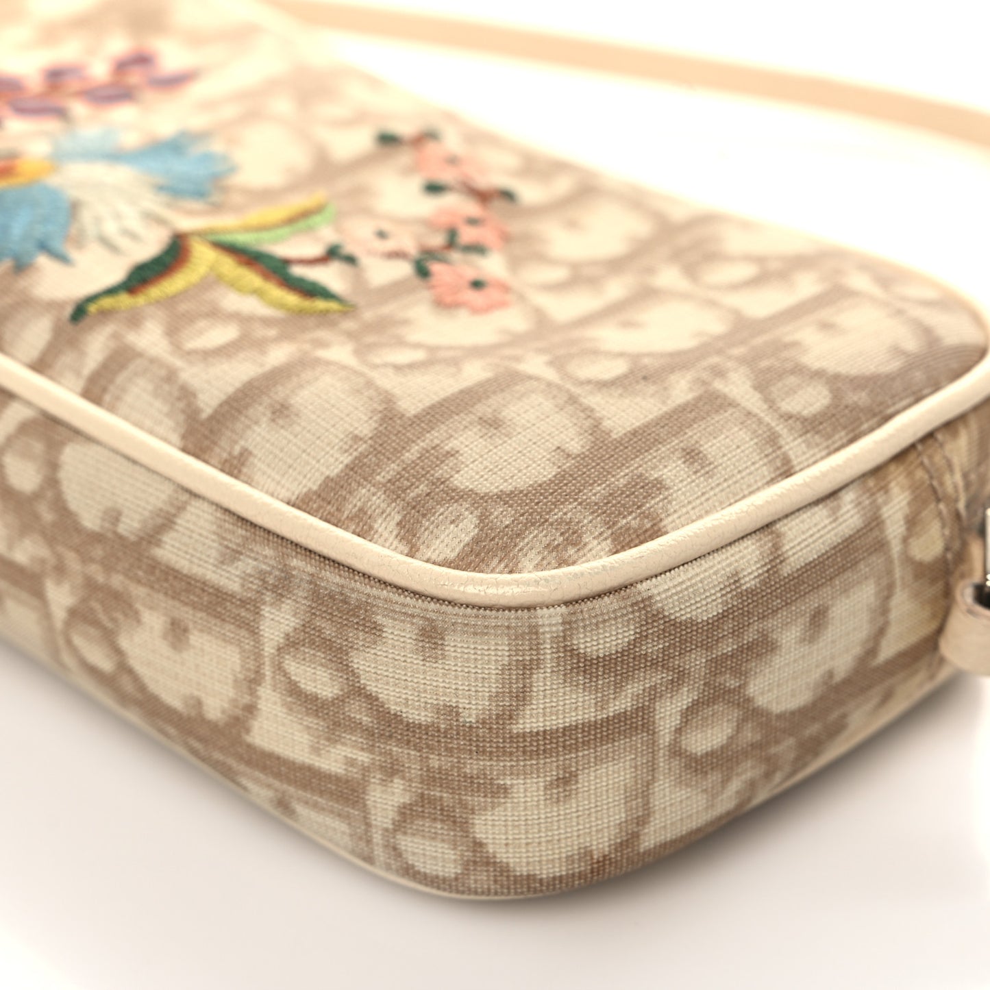 Monogram Vintage Flowers Mini Pochette Beige