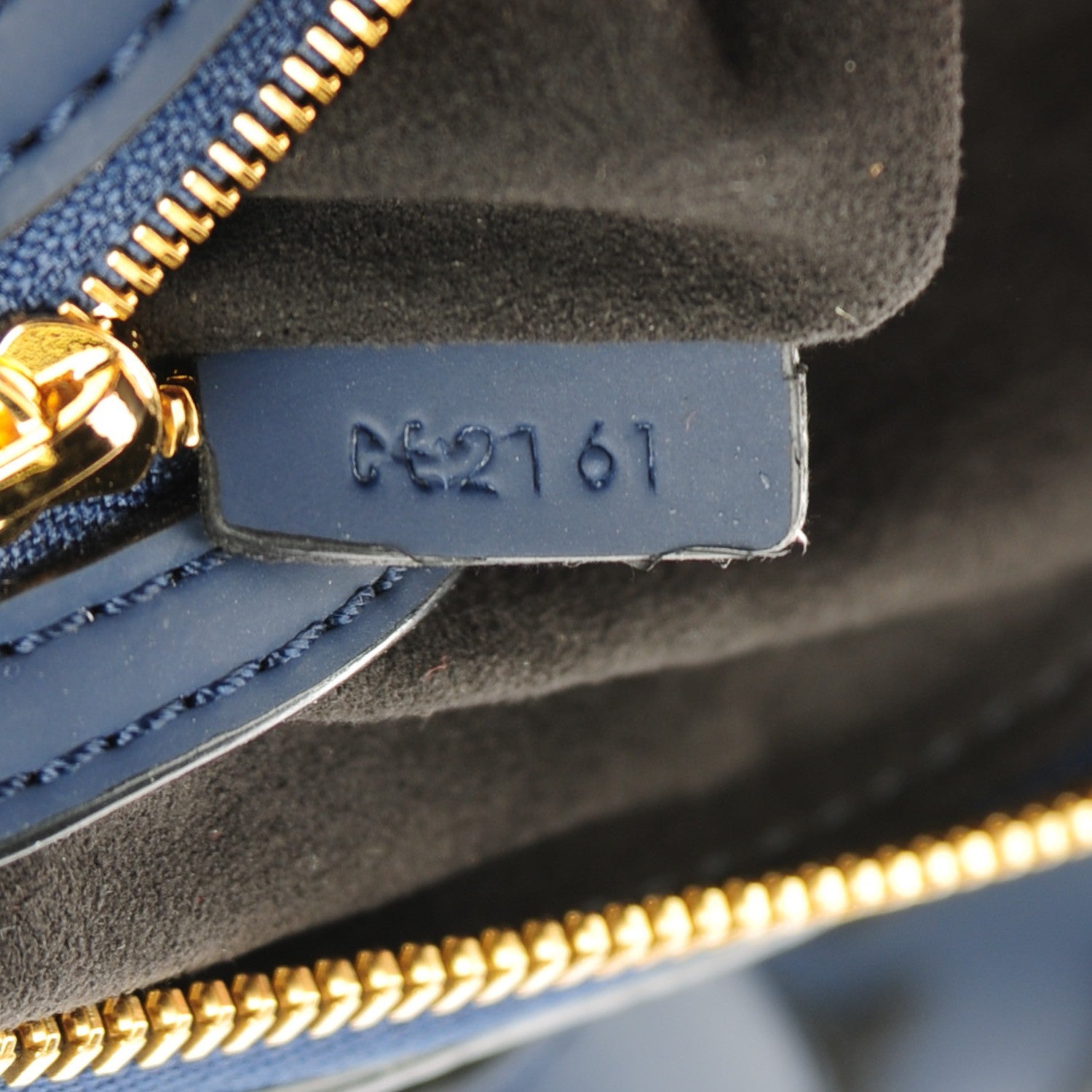 Louis Vuitton Monogram Addiction Vertical Lockit MM Blue 7 of 7