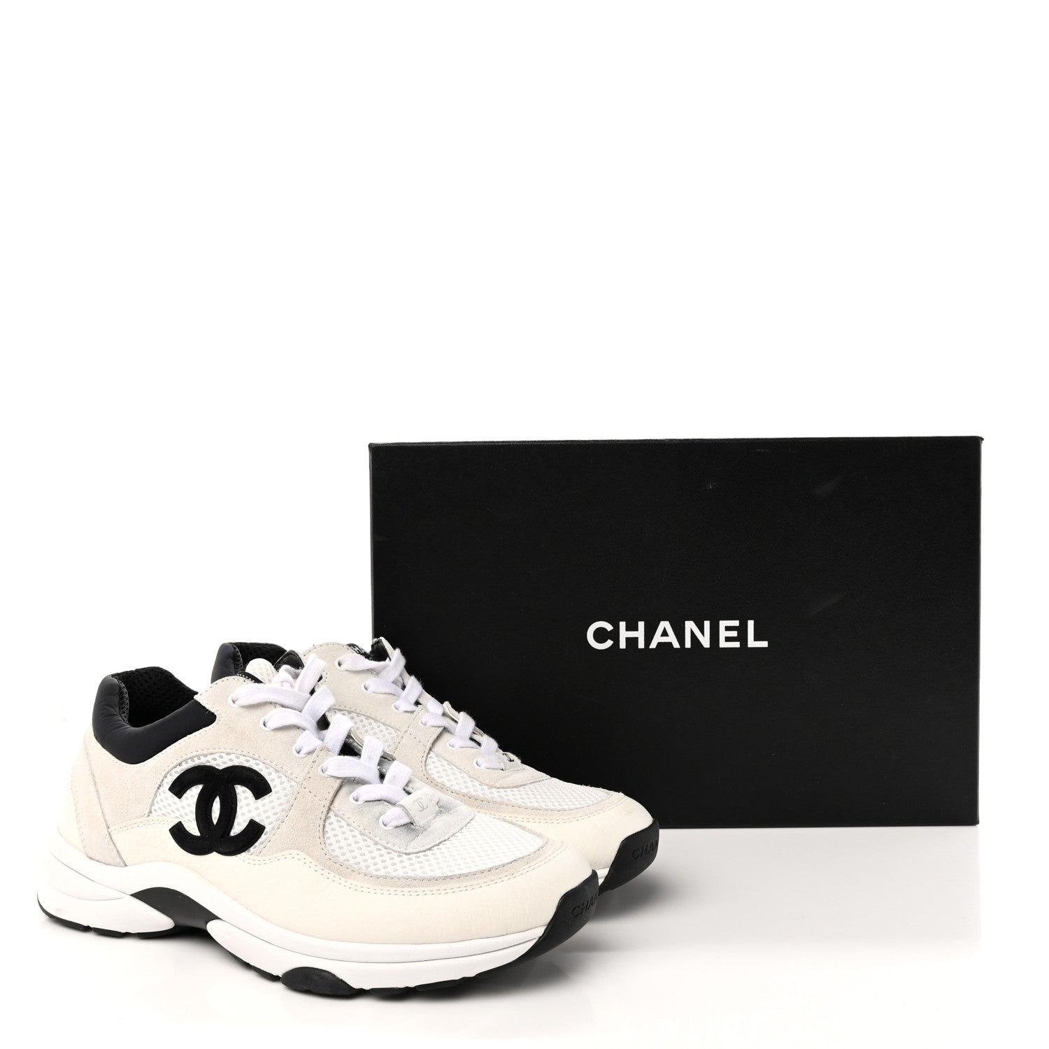 Chanel Mesh Suede Calfskin Grained Calfskin Womens CC Sneakers 39 White Black 12 of 12