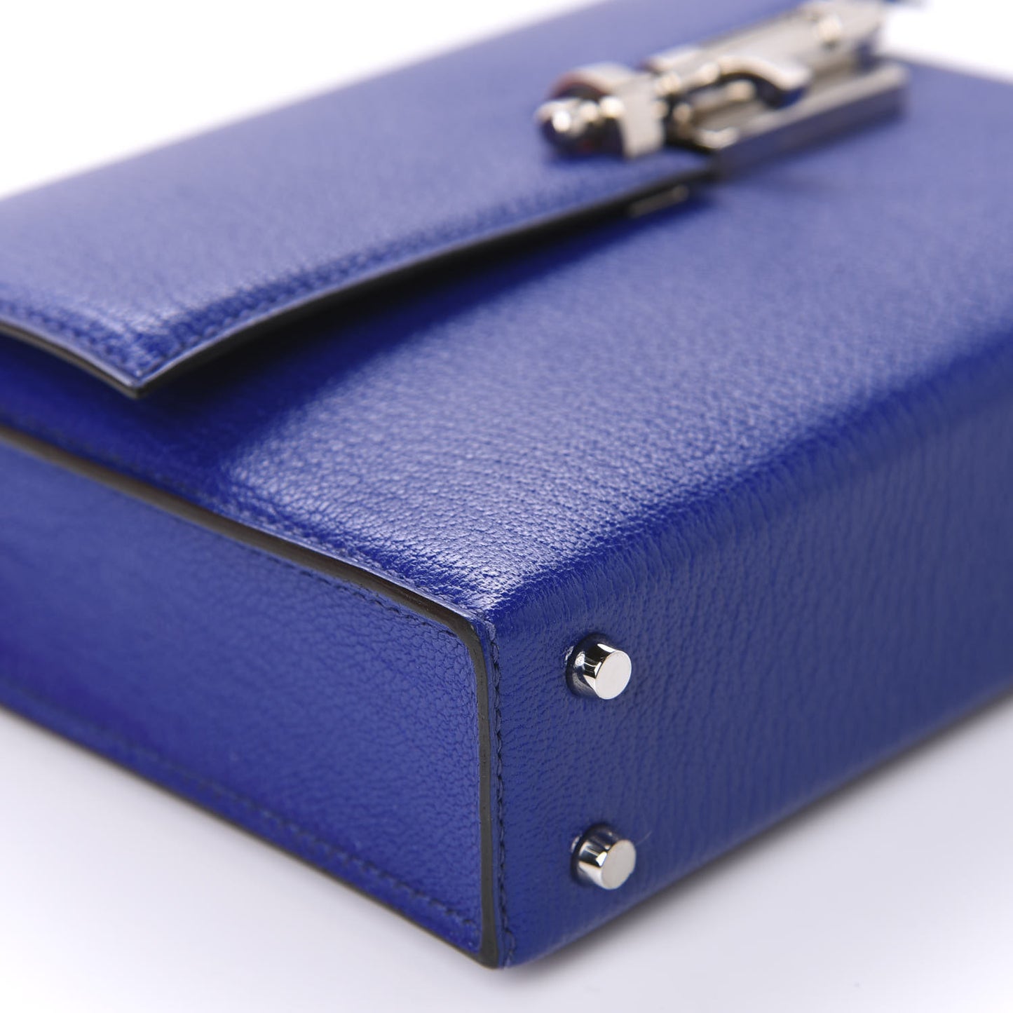 Chevre Chamkila Mini Verrou Chaine Bag Bleu Electrique