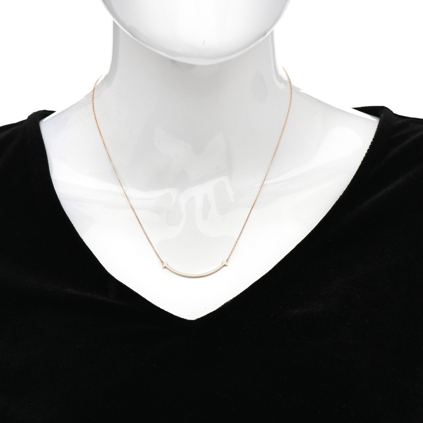 18K Rose Gold Small T Smile Pendant Necklace