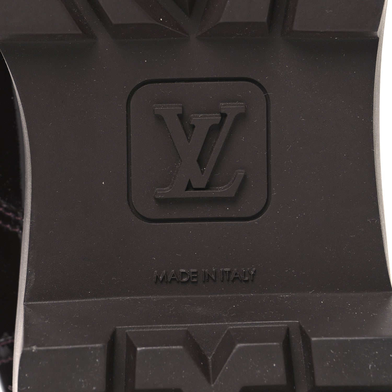 Louis Vuitton Patent Territory Ranger Boots 41 Bordeaux 7 of 8
