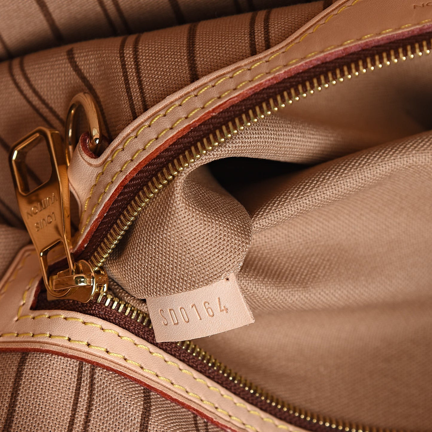 Monogram Delightful MM