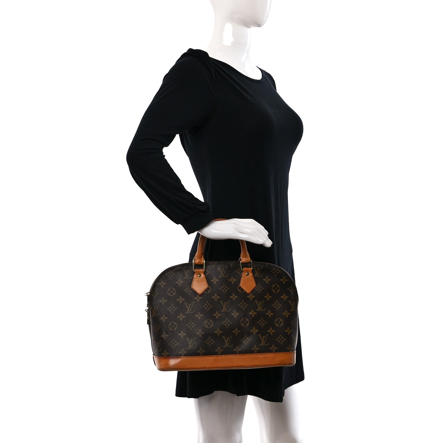 Louis Vuitton Monogram Alma PM 2 of 20