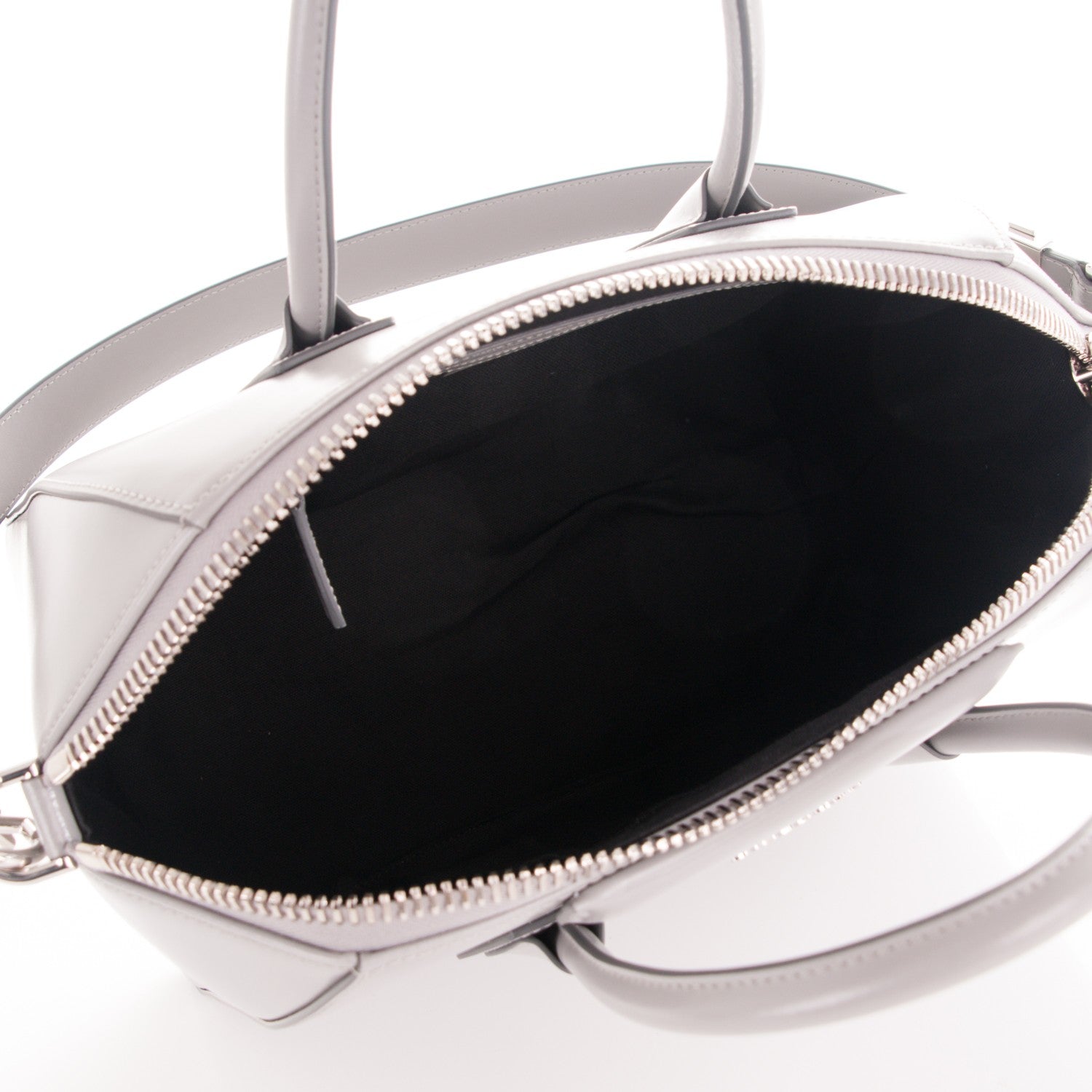Givenchy Shiny Lord Calfskin Medium Antigona Pearl Grey 5 of 7
