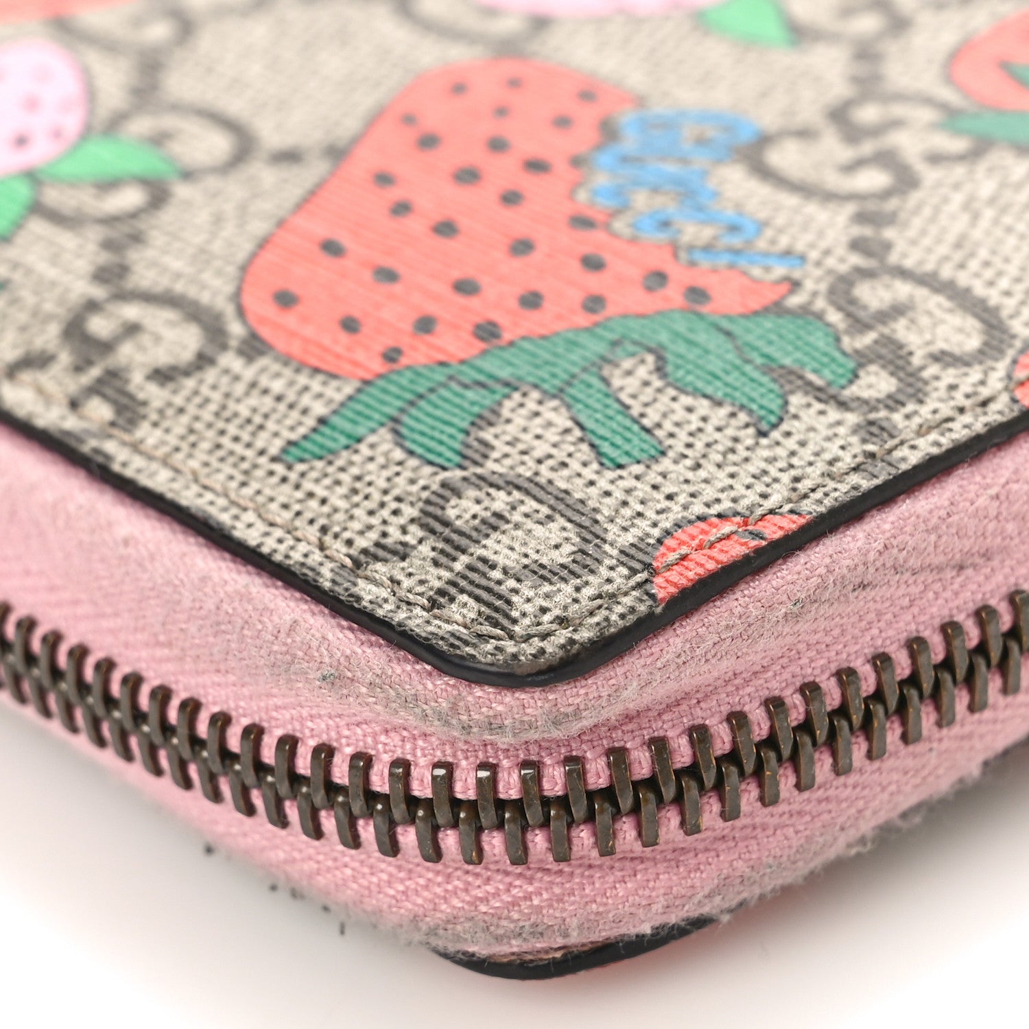 Gucci GG Supreme Monogram Strawberry Zip Around Wallet Light Pink 9 of 15