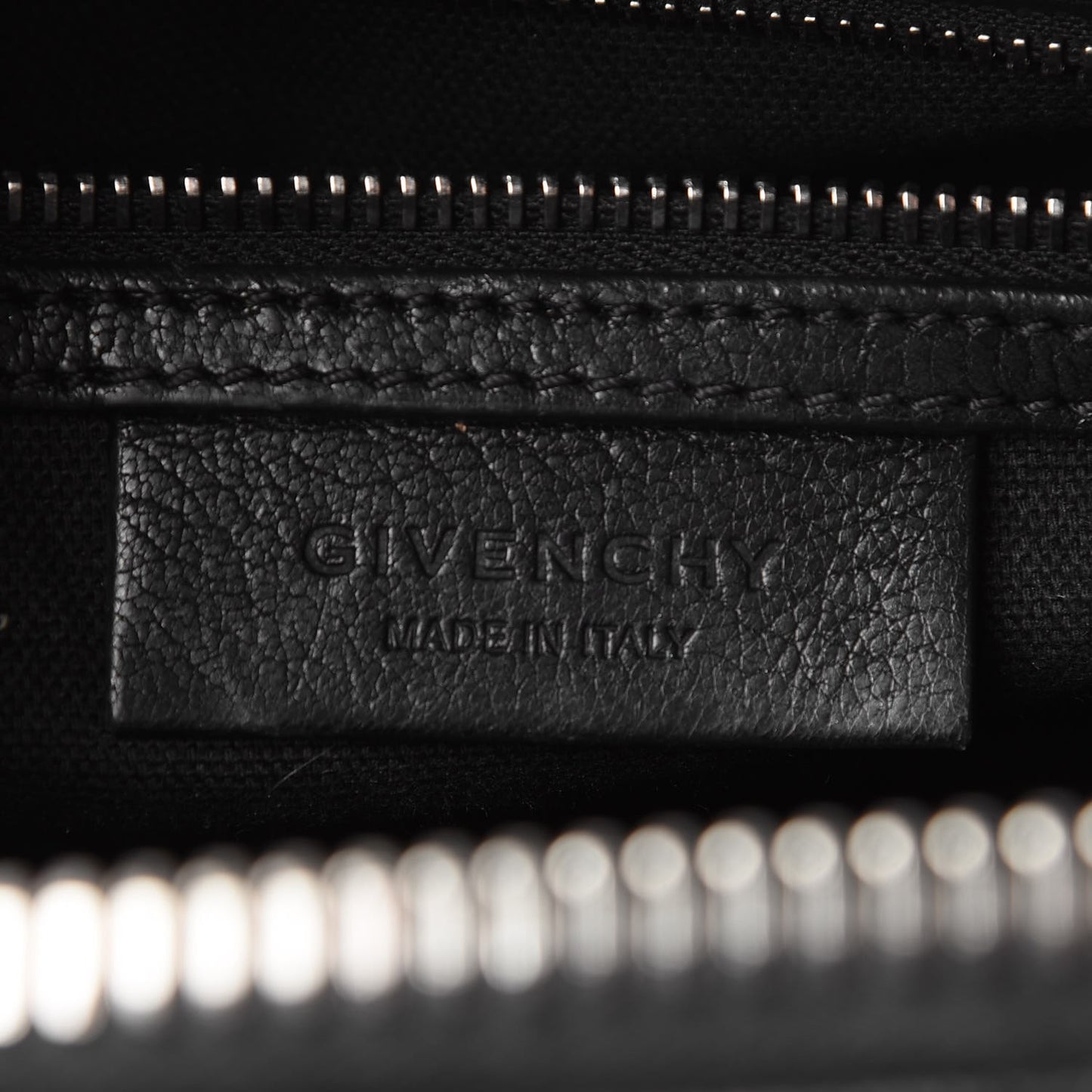 Sugar Goatskin Small Antigona Black