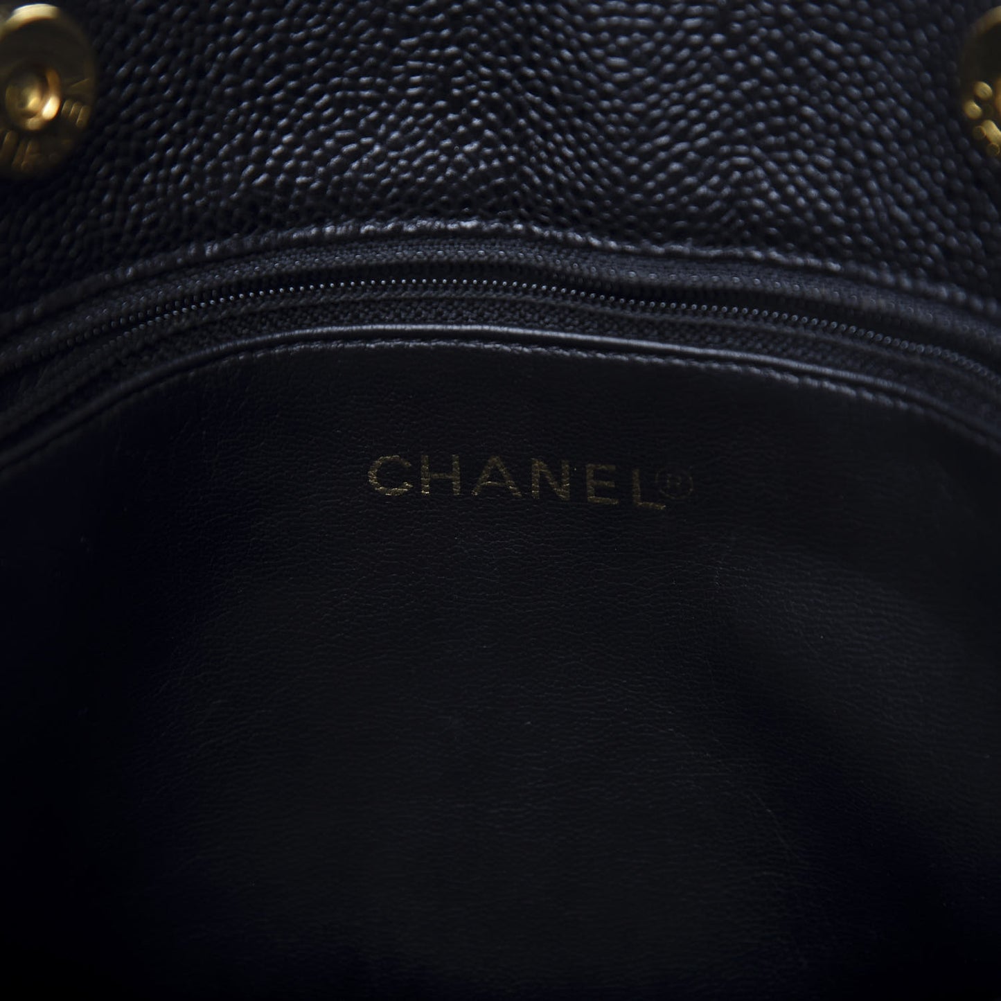 Caviar CC Shoulder Bag Black
