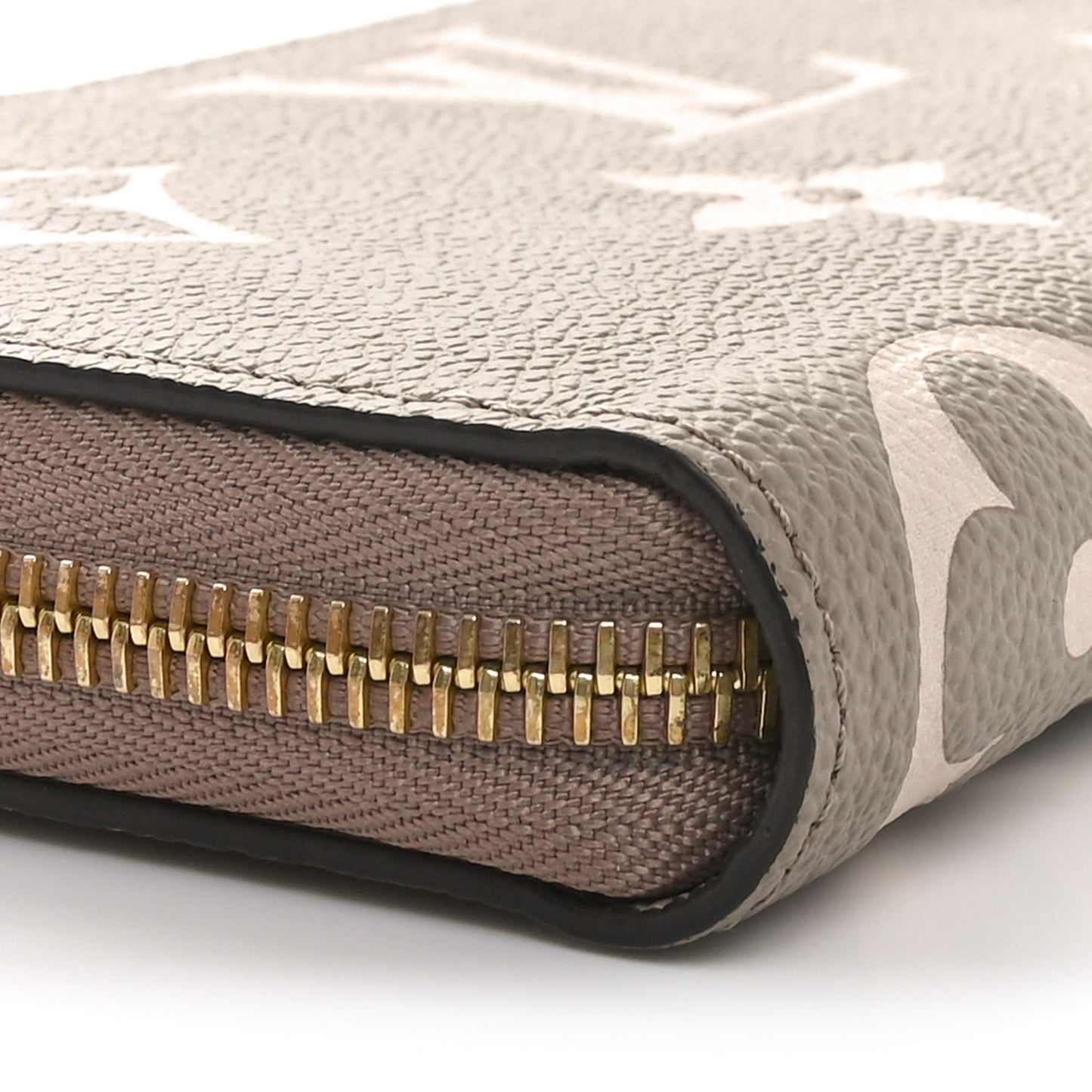 Empreinte Monogram Giant Zippy Wallet Tourterelle Creme