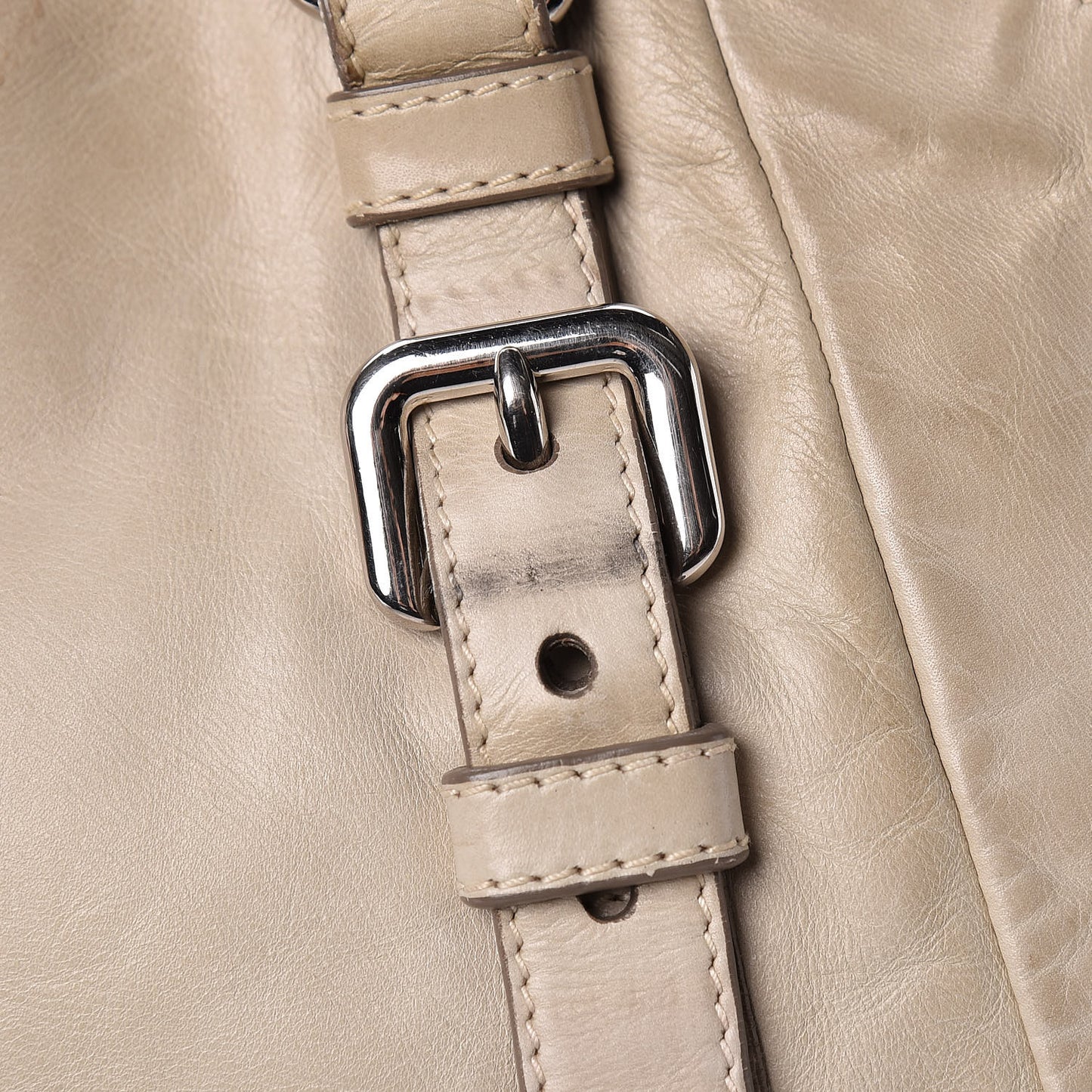Vitello Shine Tote Ivory