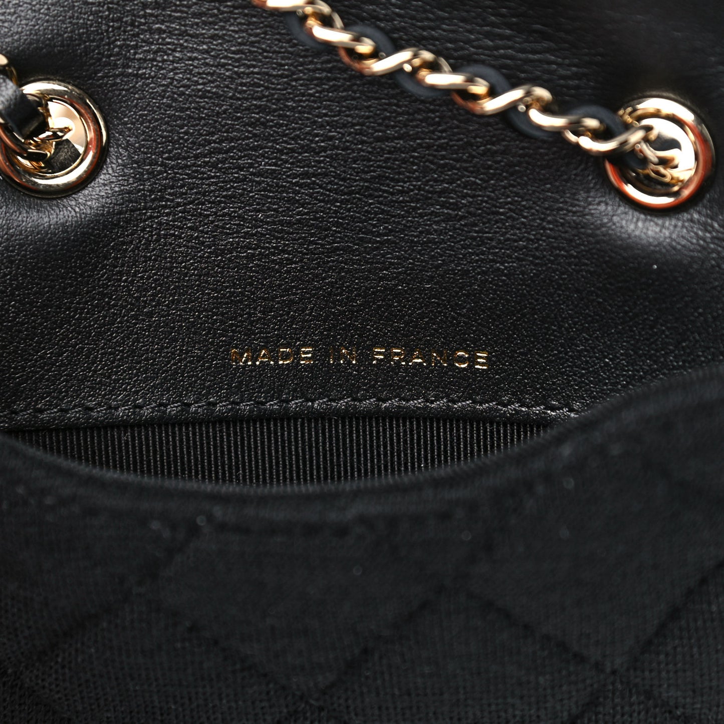 Jersey Quilted Flap Chain Waist Bag Black