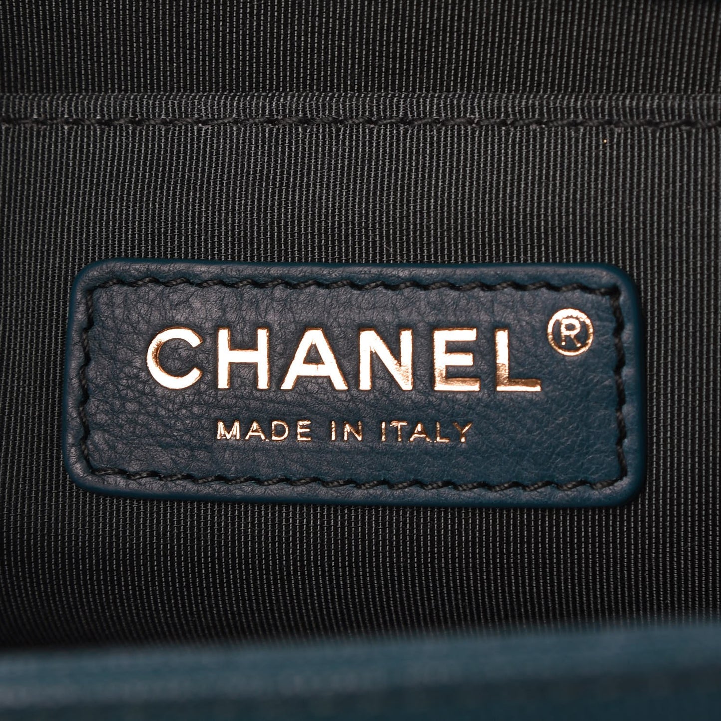 Caviar Quilted Medium Boy Flap Dark Green