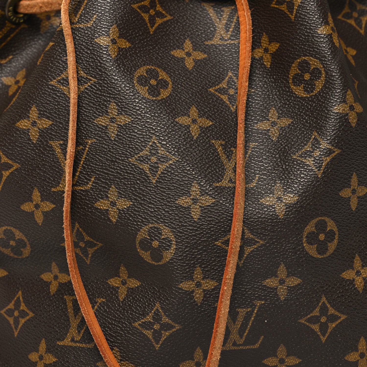 Louis Vuitton Monogram Petit Noe 8 of 12