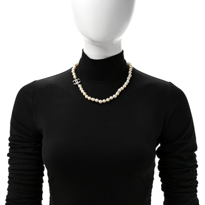 Chanel Pearl Crystal CC Short Necklace Gold White 2 of 5