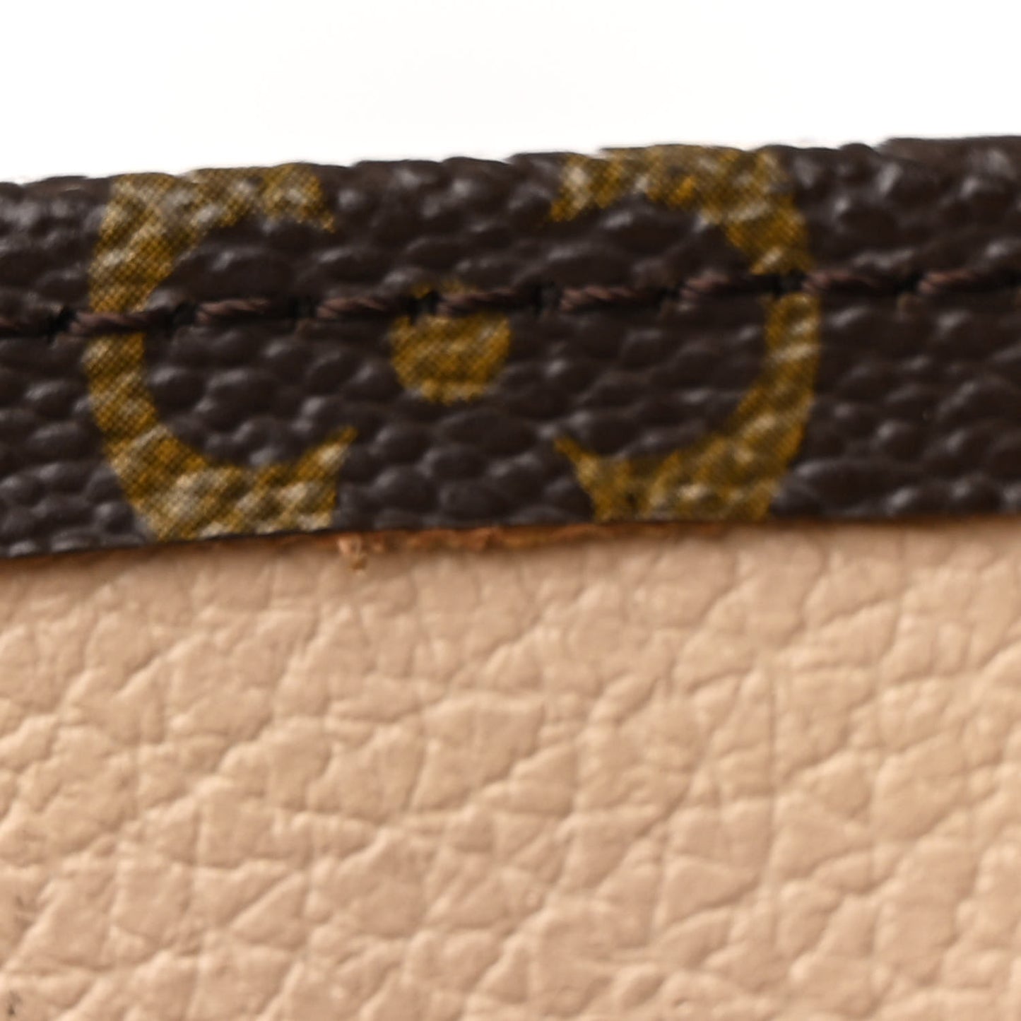 Monogram Sac Plat