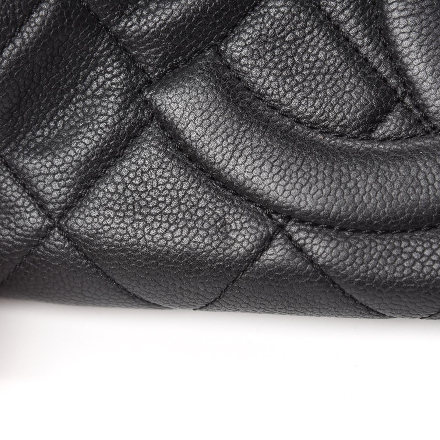 Caviar Quilted CC Timeless Soft Tote Black