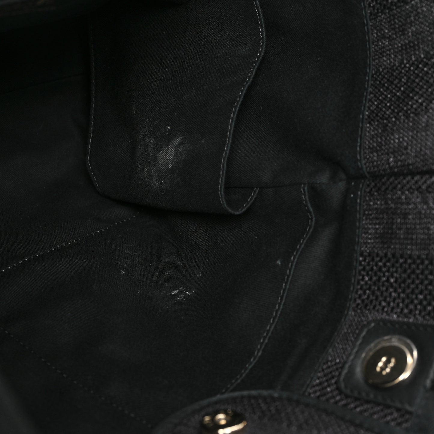 Mixed Fibers Calfskin Striped Medium Deauville Black