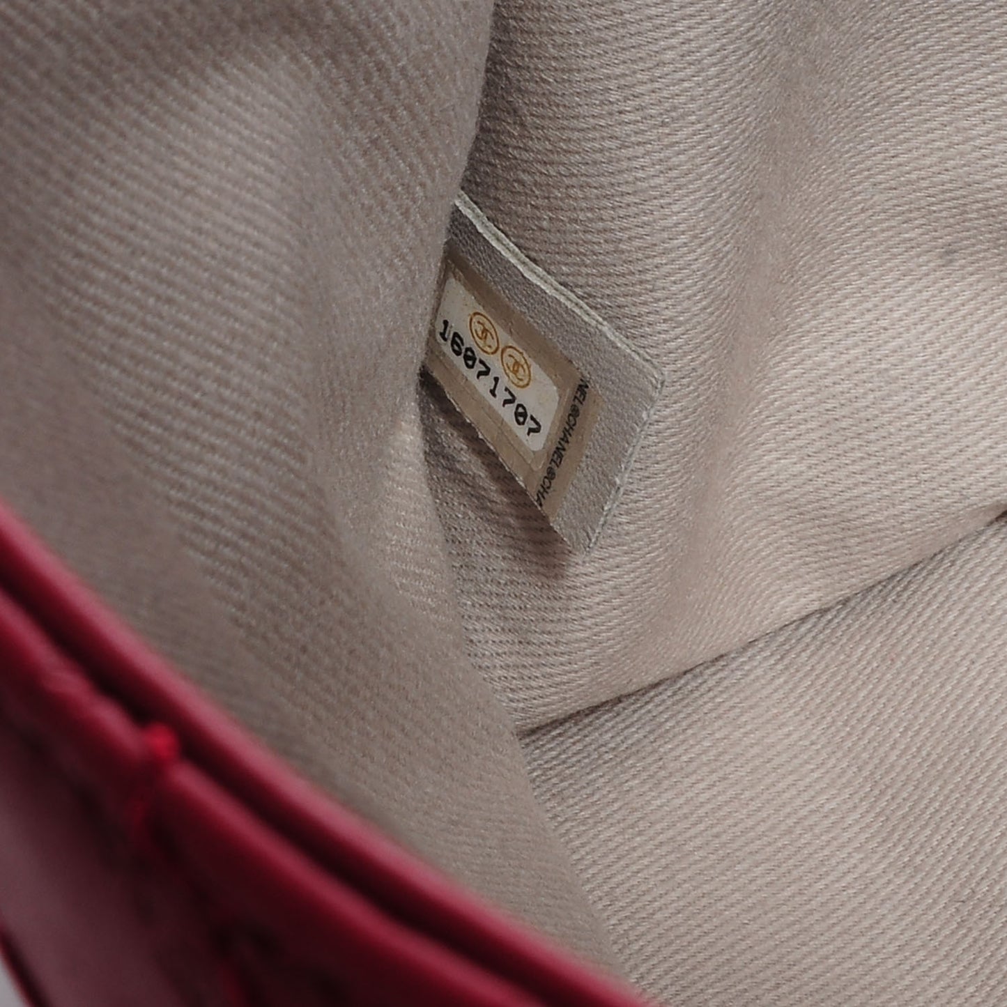 Calfskin CC Crave Reissue Jumbo Flap Light Red