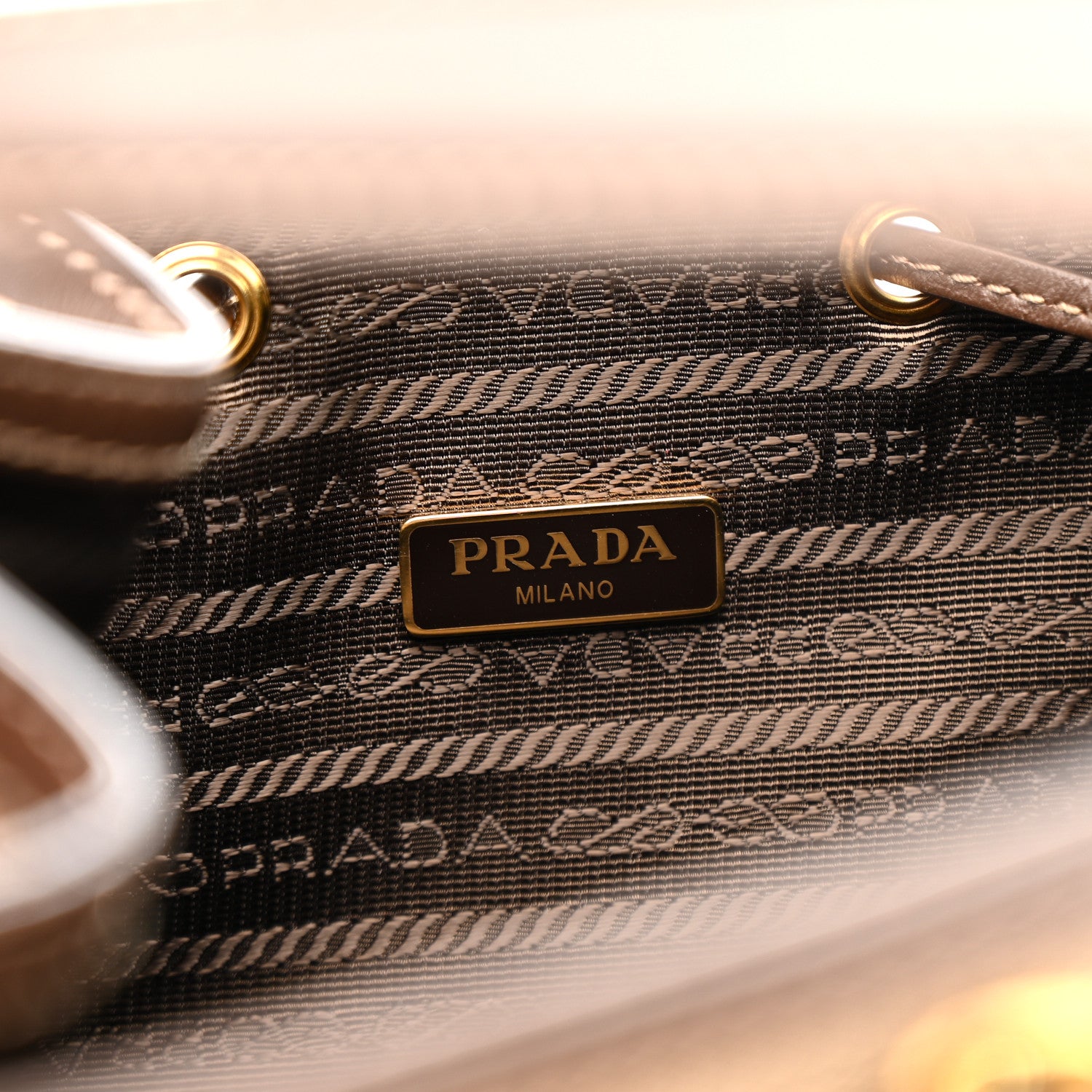 Prada Bag 正規品！！値下げ 中古・古着通販】PRADA (プラダ) ショルダーバッグ ピンク｜ブランド