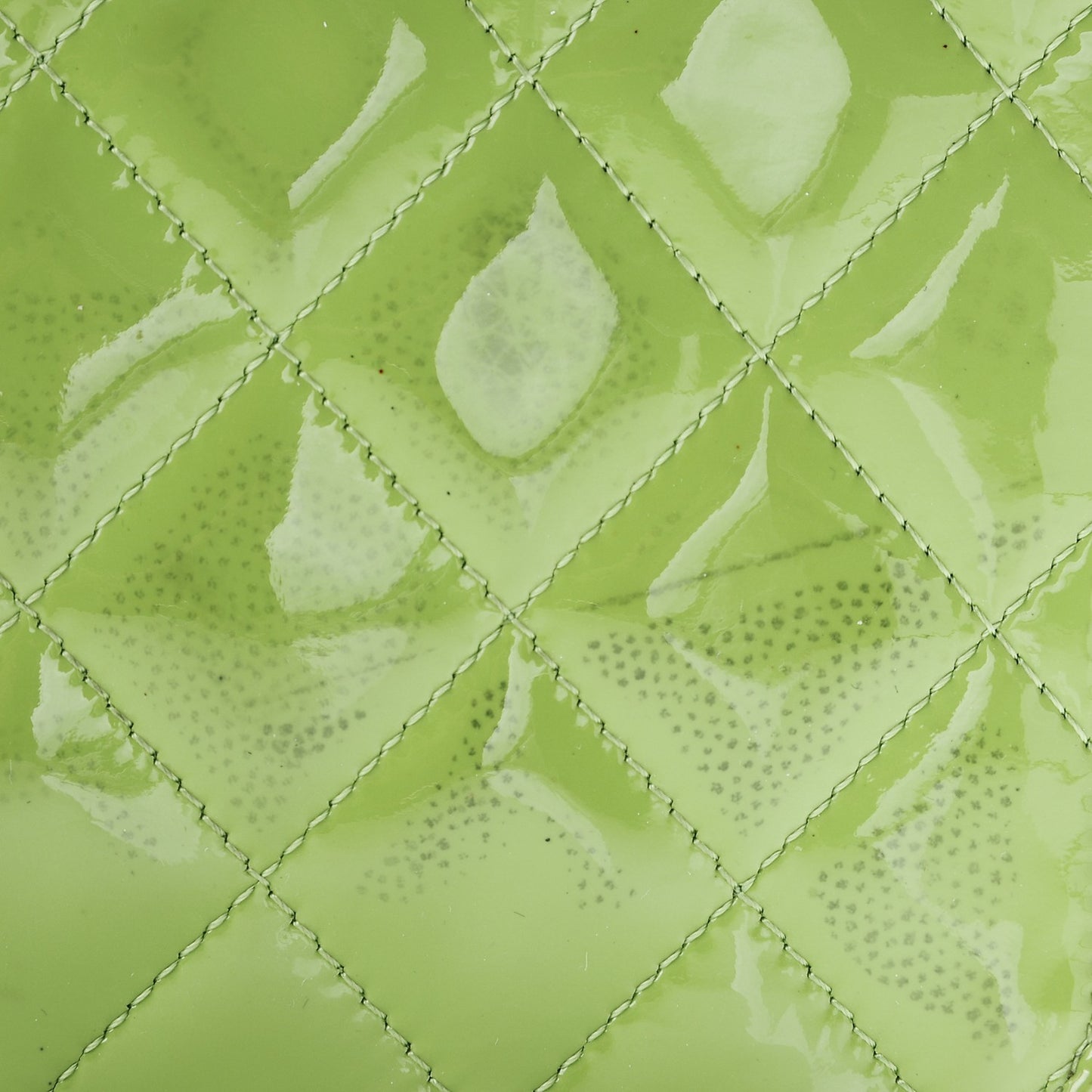 Patent Quilted Brilliant Wallet On Chain WOC Green