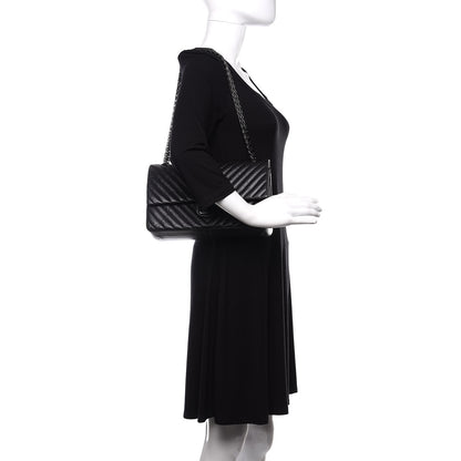 Chanel Aged Calfskin Chevron Quilted 2.55 Reissue 226 So Black 3 of 14