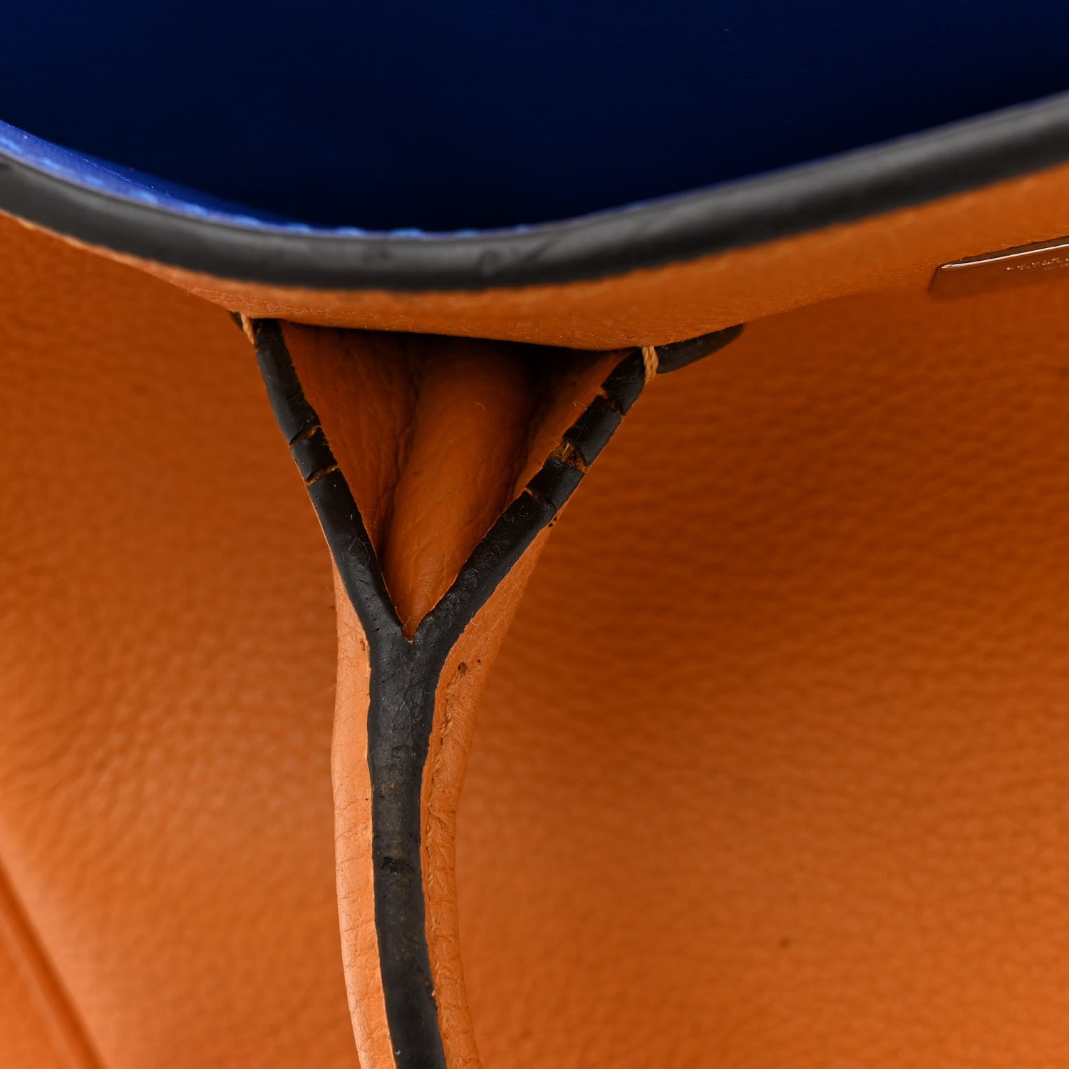 Louis Vuitton Veau Nuage Milla PM Safran 15 of 20