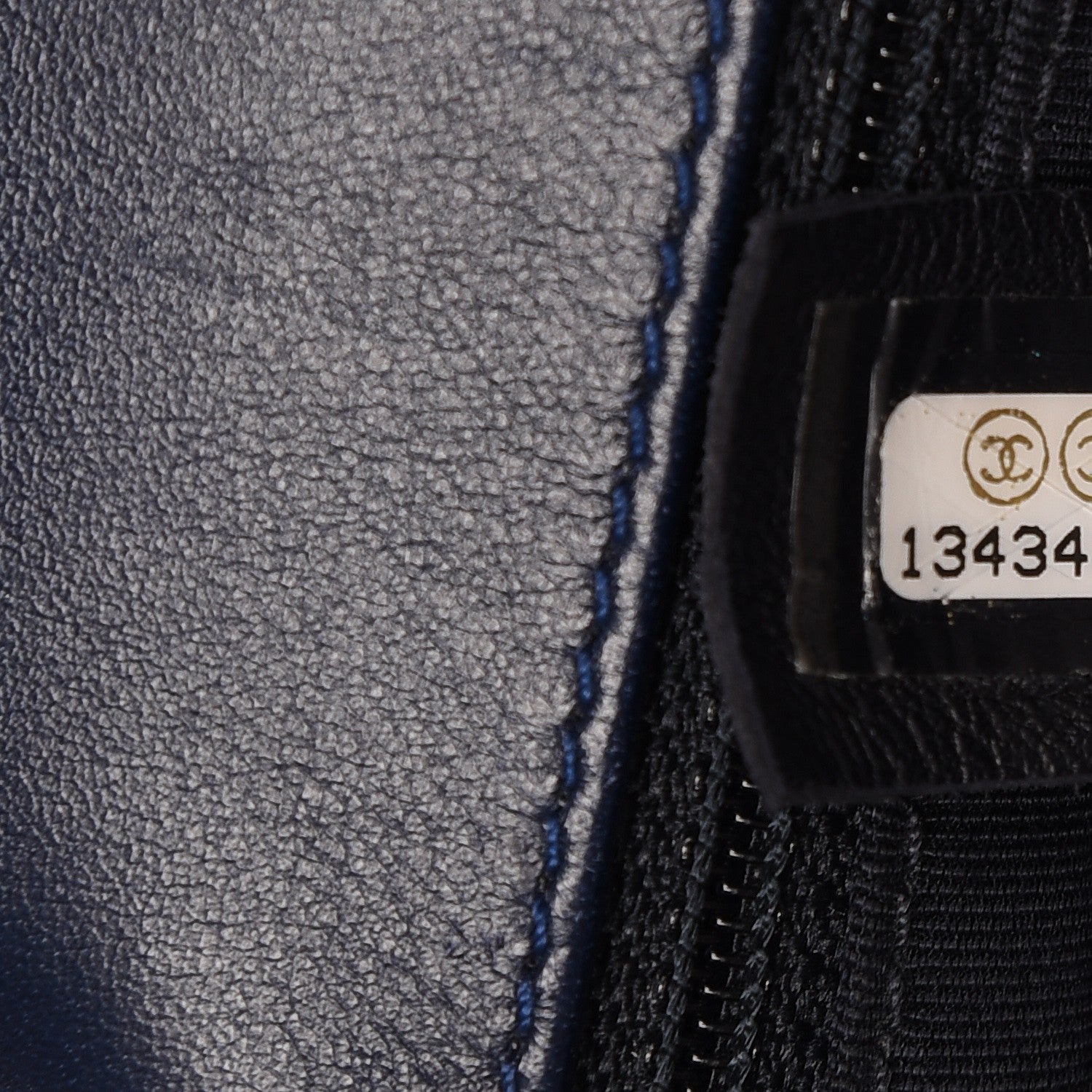 Chanel Patent Calfskin Quilted Valentine Charms Medium Single Flap Navy 7 of 8
