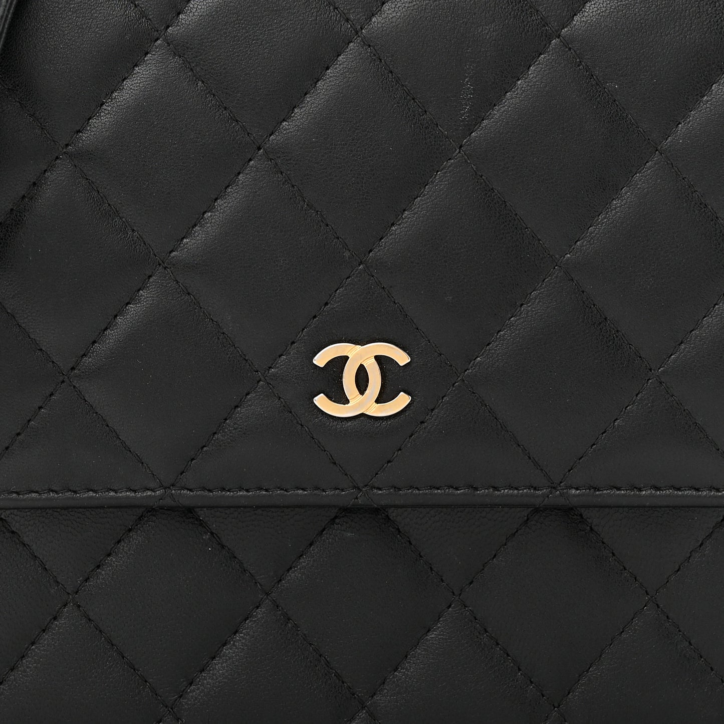 Lambskin Quilted Square Wallet On Chain WOC Black