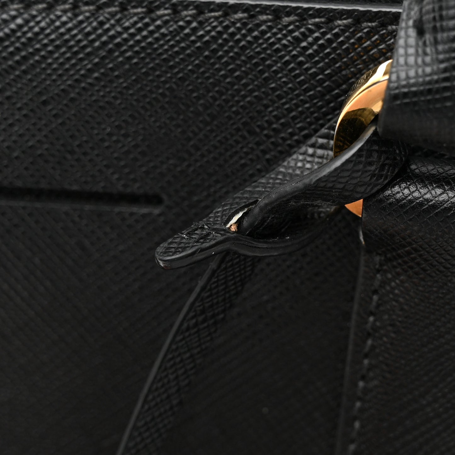 Saffiano Medium Galleria Double Zip Tote Black