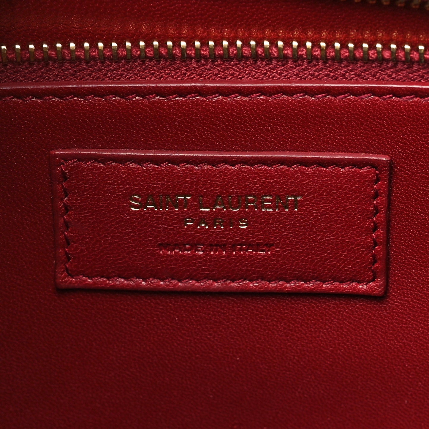 Box Calfskin Le Carre Satchel Opyum Red
