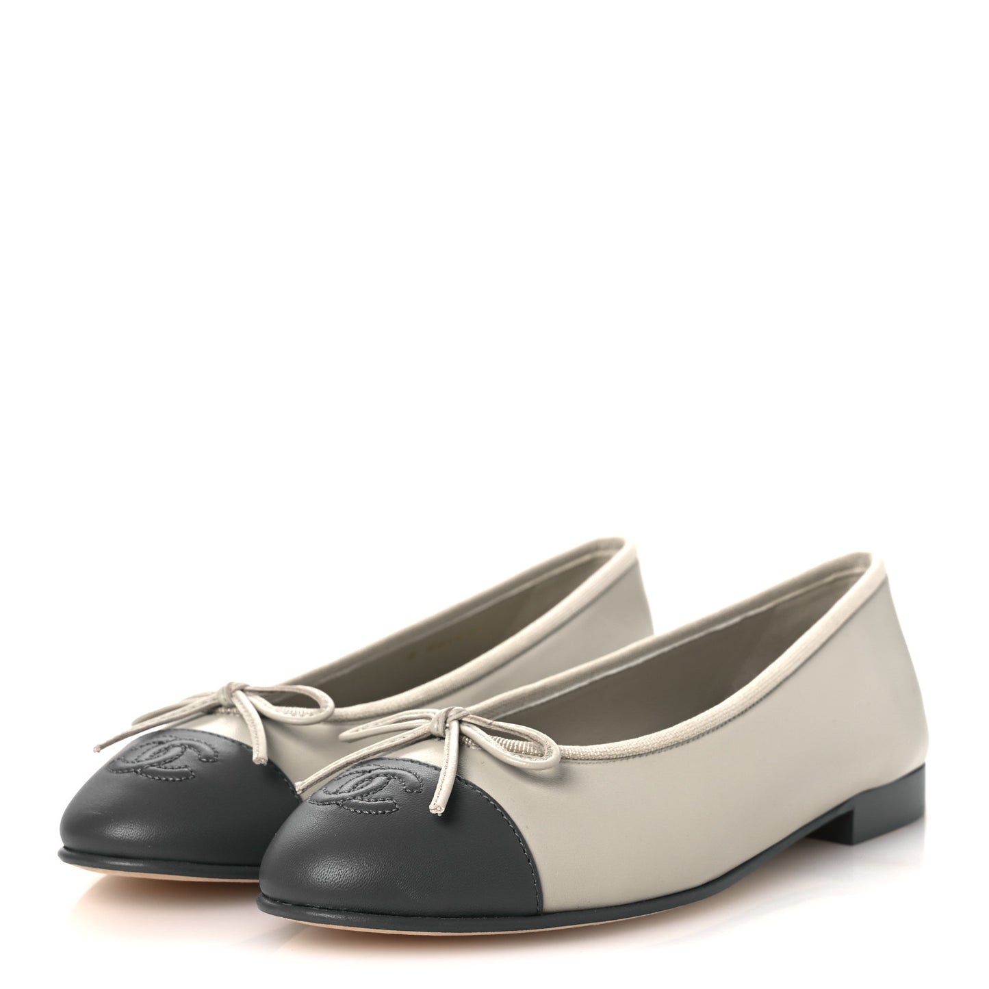 Lambskin Cap Toe CC Ballerina Flats 37.5 Light Gray Dark Gray