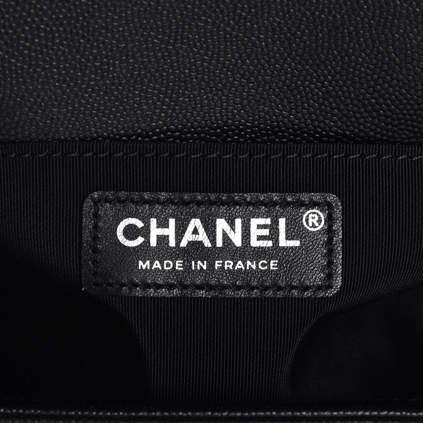 Caviar Quilted Medium Boy Flap So Black