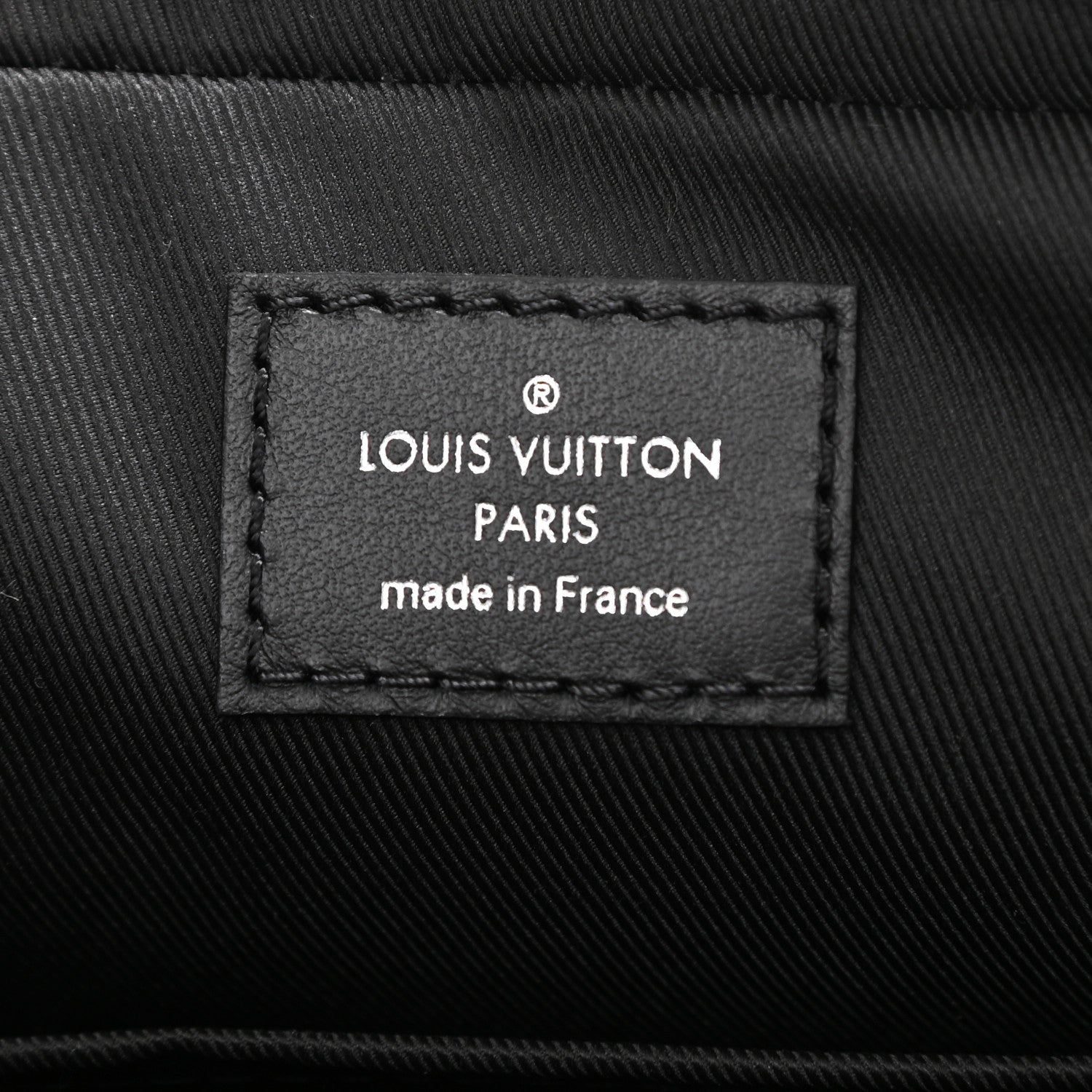 Louis Vuitton Damier Graphite 3D Trio Messenger 14 of 17