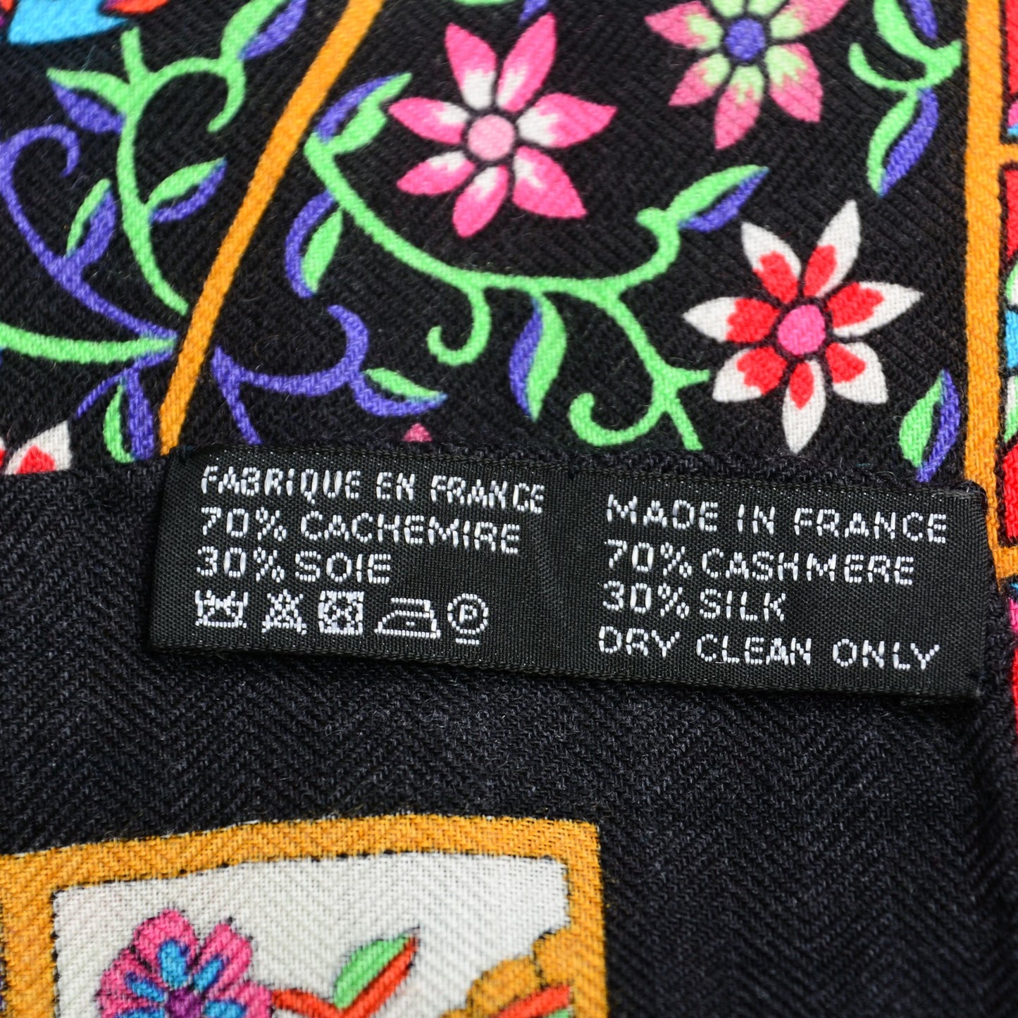 Cashmere Silk Au Pays De Oiseaux Fleurs Shawl 140 Noir Fuchsia Vert