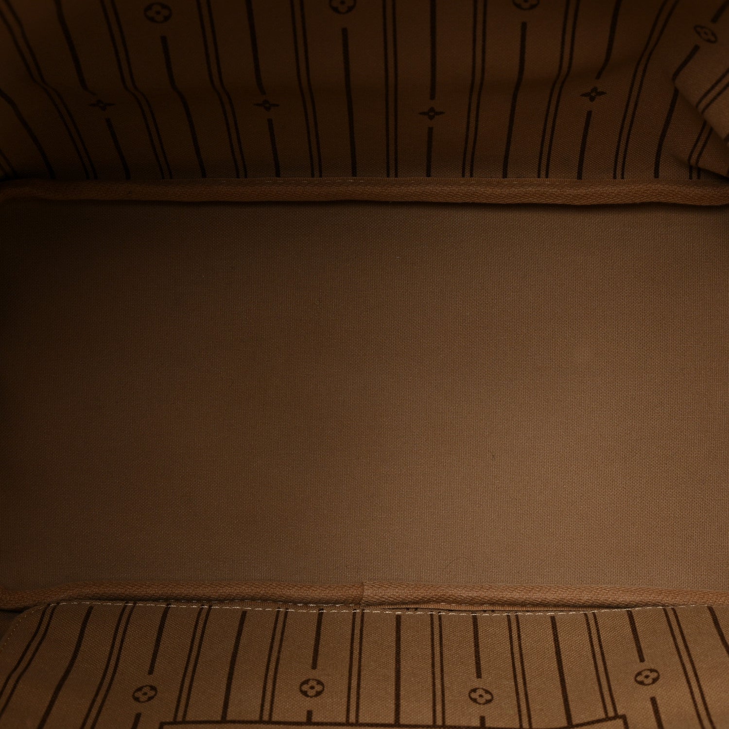 Louis Vuitton Monogram Neverfull MM 5 of 16