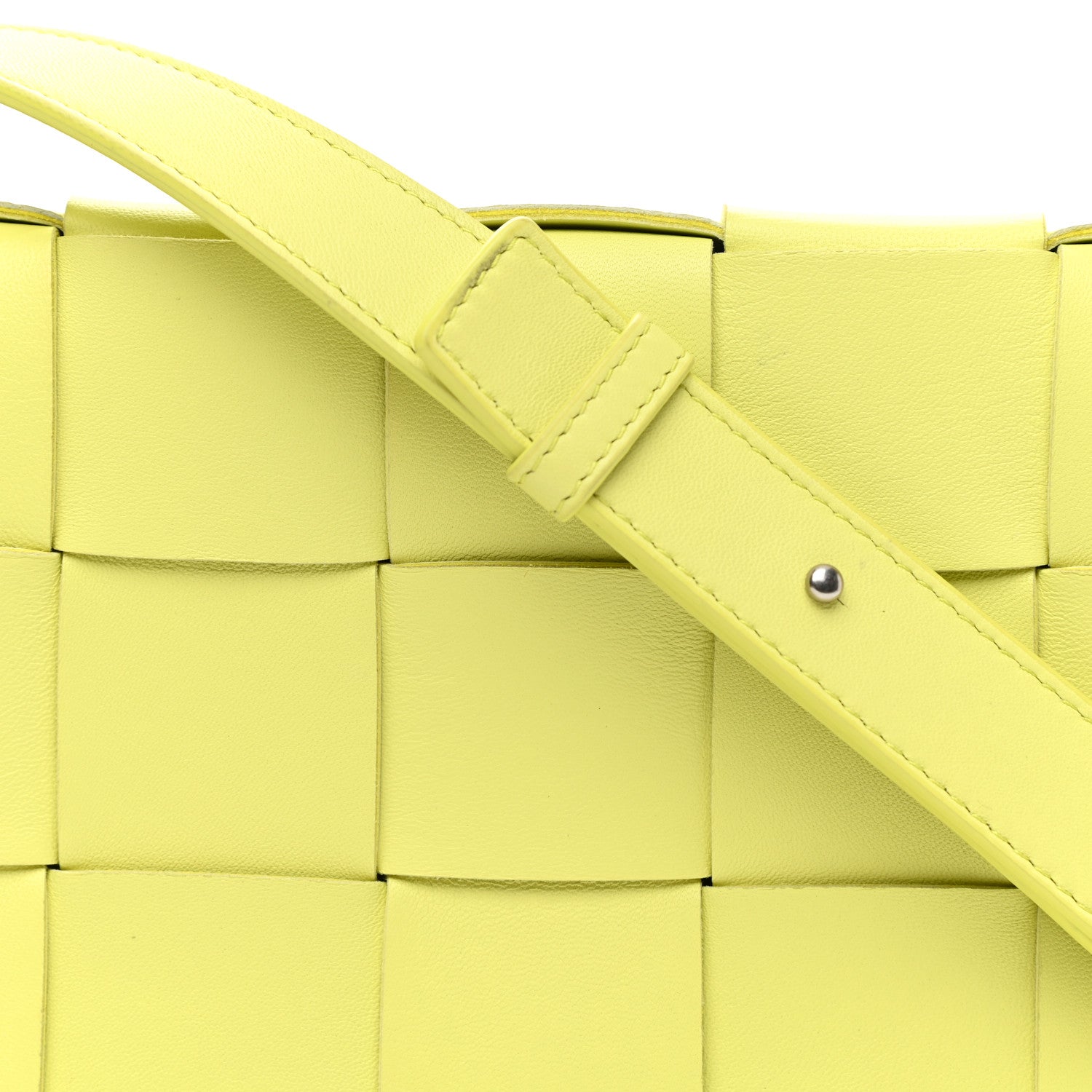 Bottega Veneta Lambskin Maxi Intrecciato Cassette Crossbody Bag Acid Kiwi 7 of 10