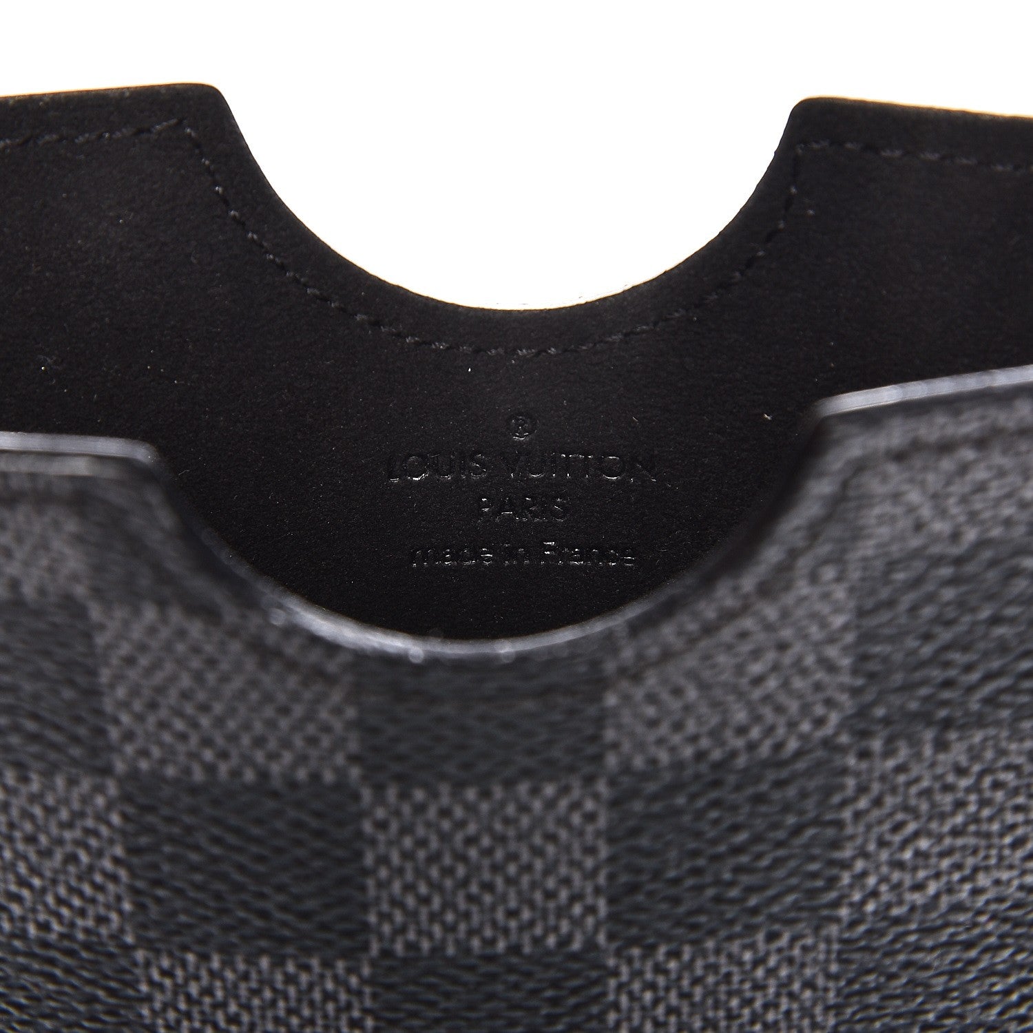 Louis Vuitton Damier Graphite Ipad Hardcase 6 of 9